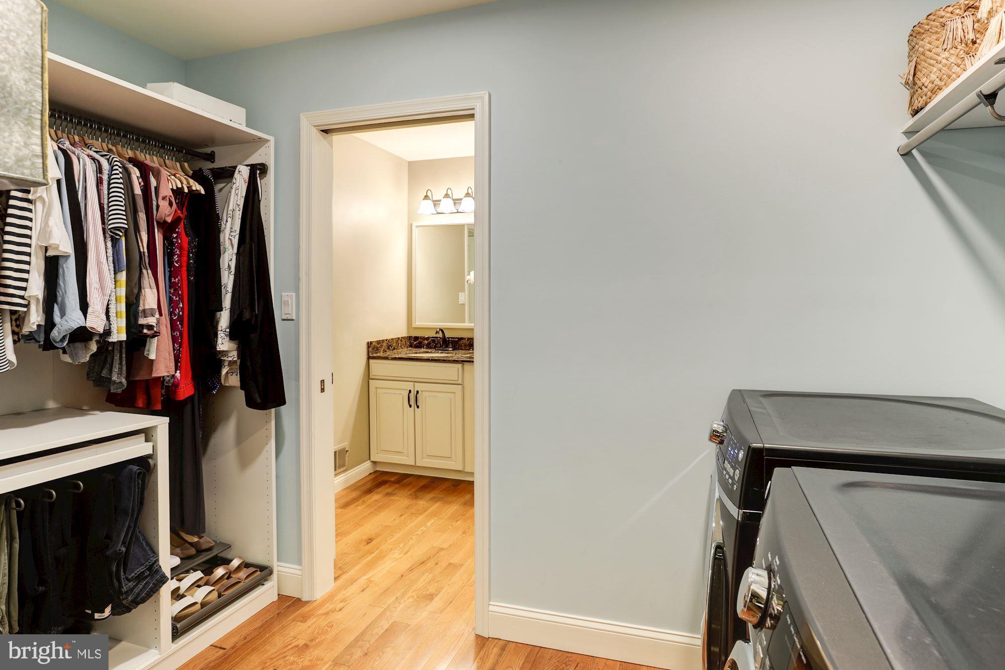 MONTCLAIR/COUNTRY CLUB - Residential