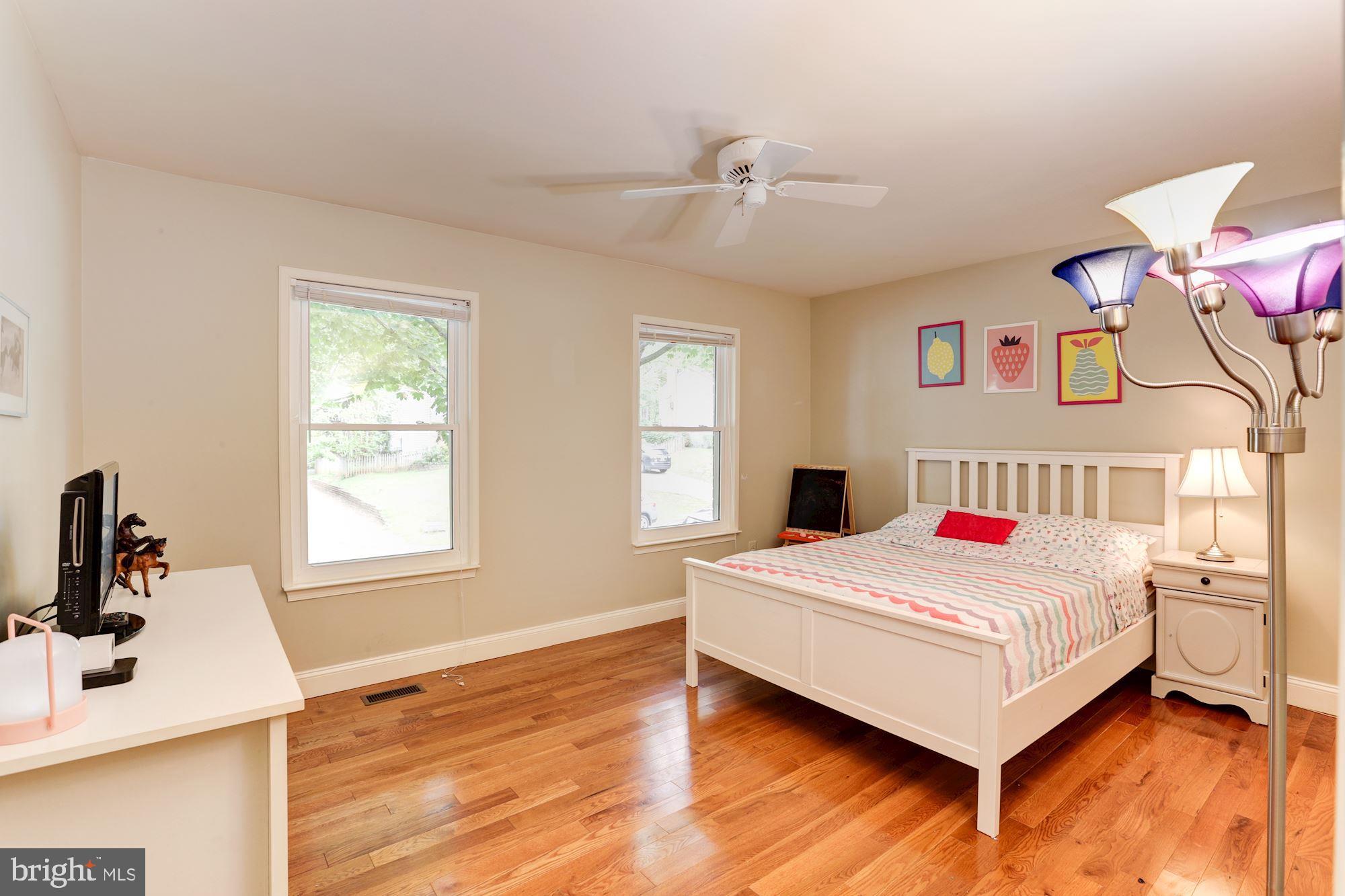 MONTCLAIR/COUNTRY CLUB - Residential