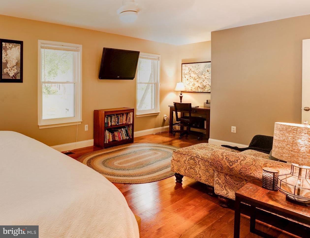 MONTCLAIR/COUNTRY CLUB - Residential