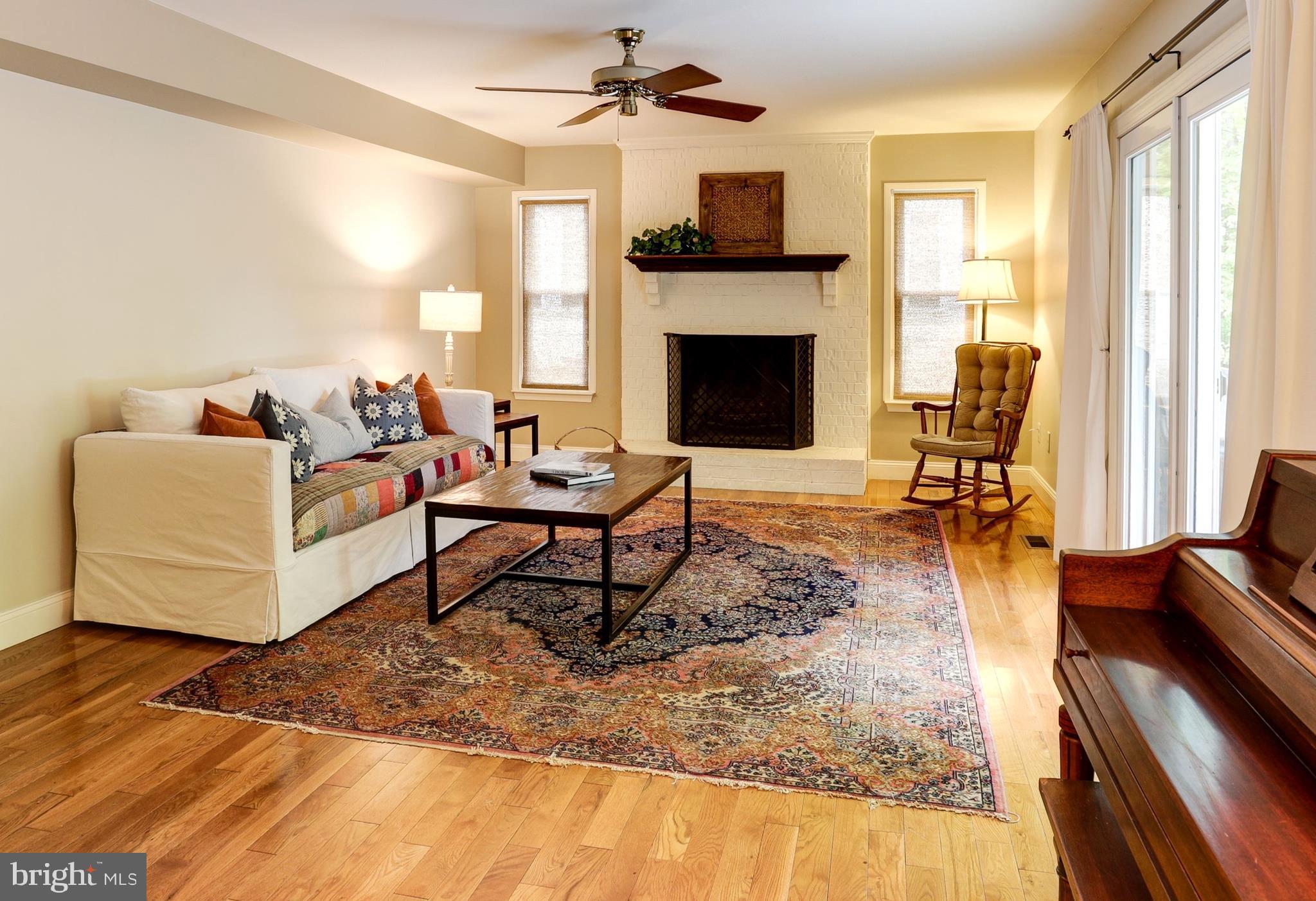 MONTCLAIR/COUNTRY CLUB - Residential