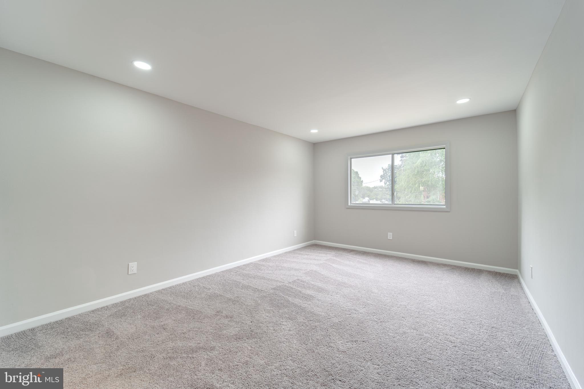 SEMINARY WALK - Residential