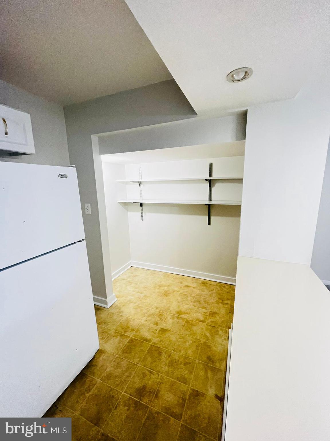 STRATHMEADE SQUARE - Residential Lease