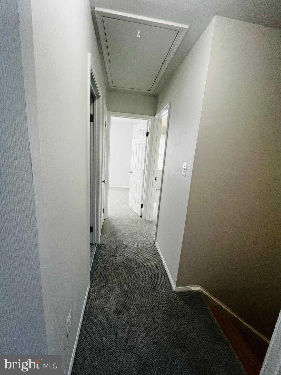 STRATHMEADE SQUARE - Residential Lease