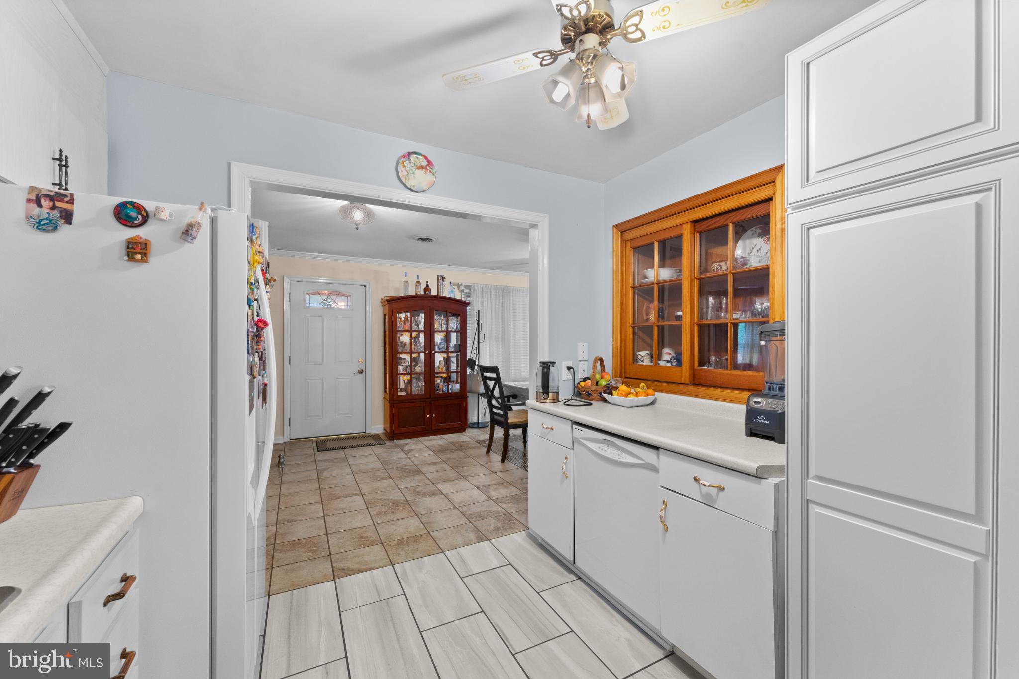 SAUNDERS - Residential