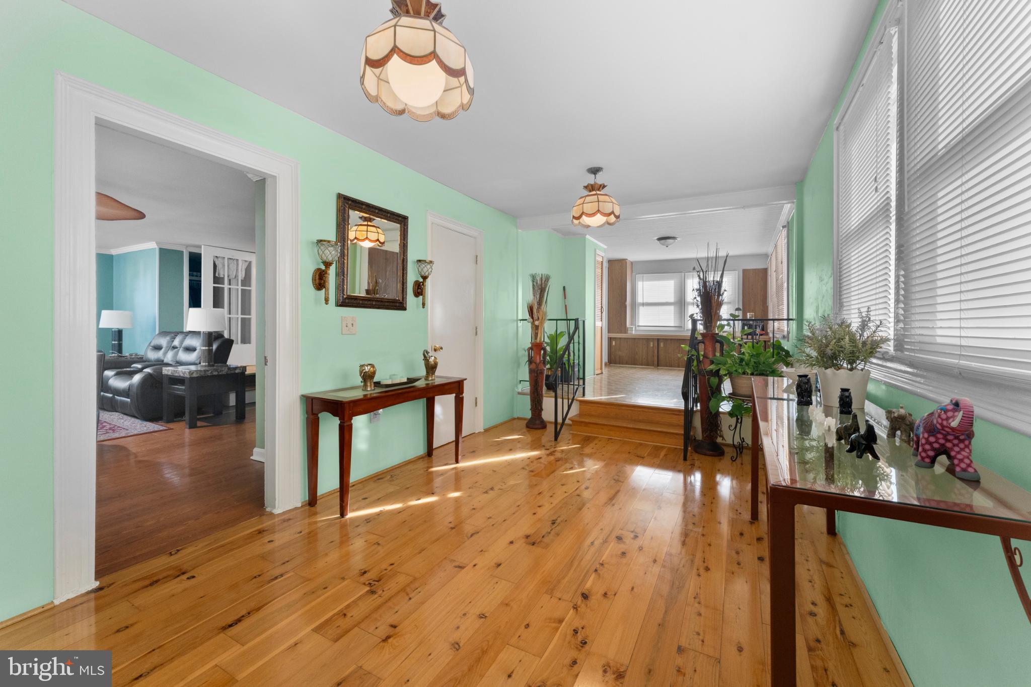 SAUNDERS - Residential