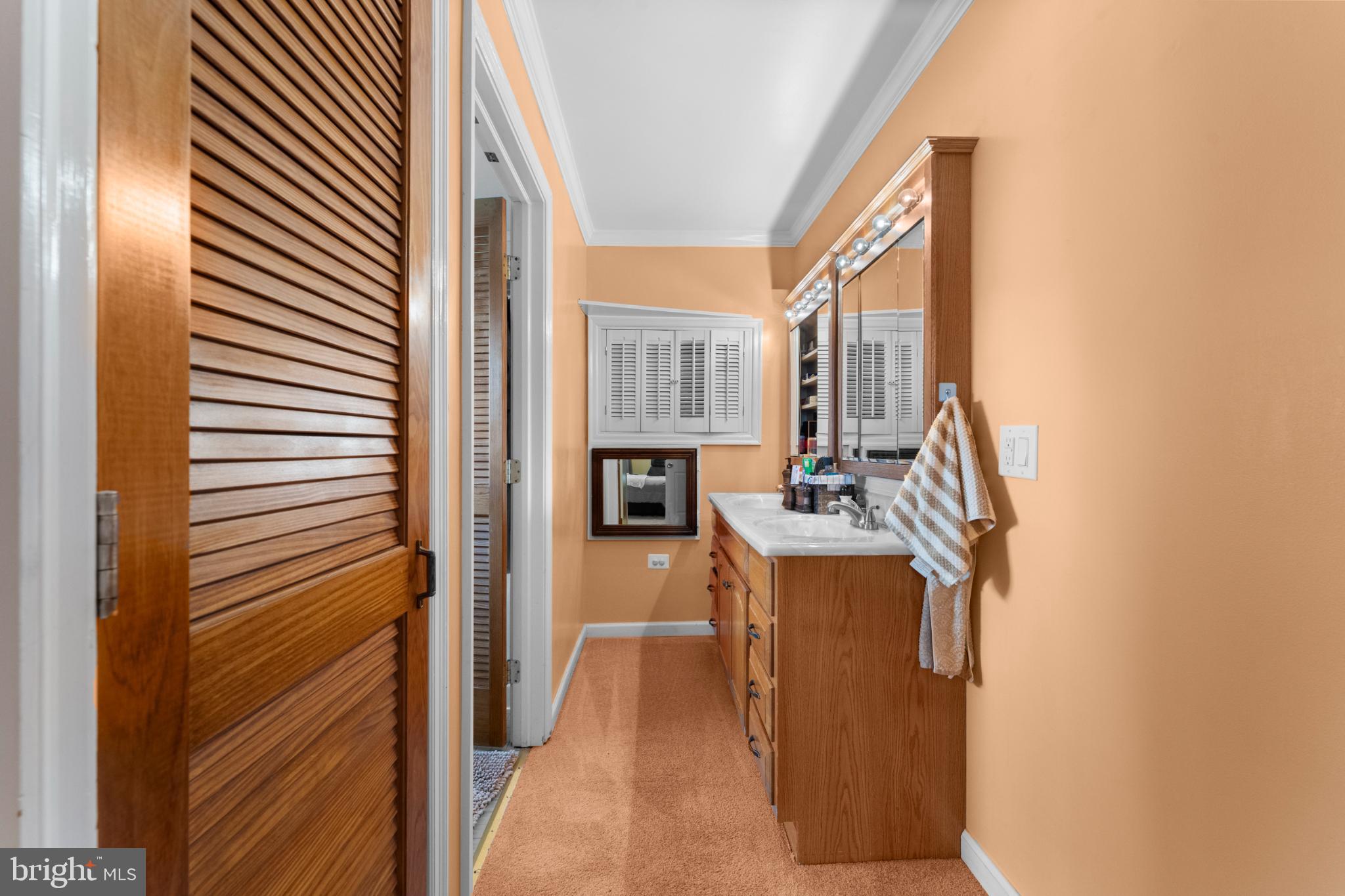 SAUNDERS - Residential