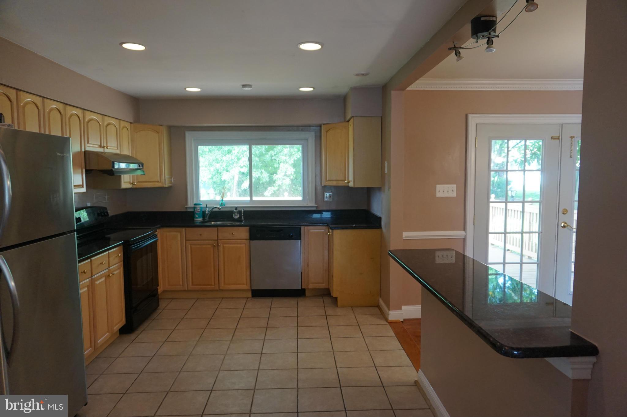 ALTA VISTA - Residential Lease