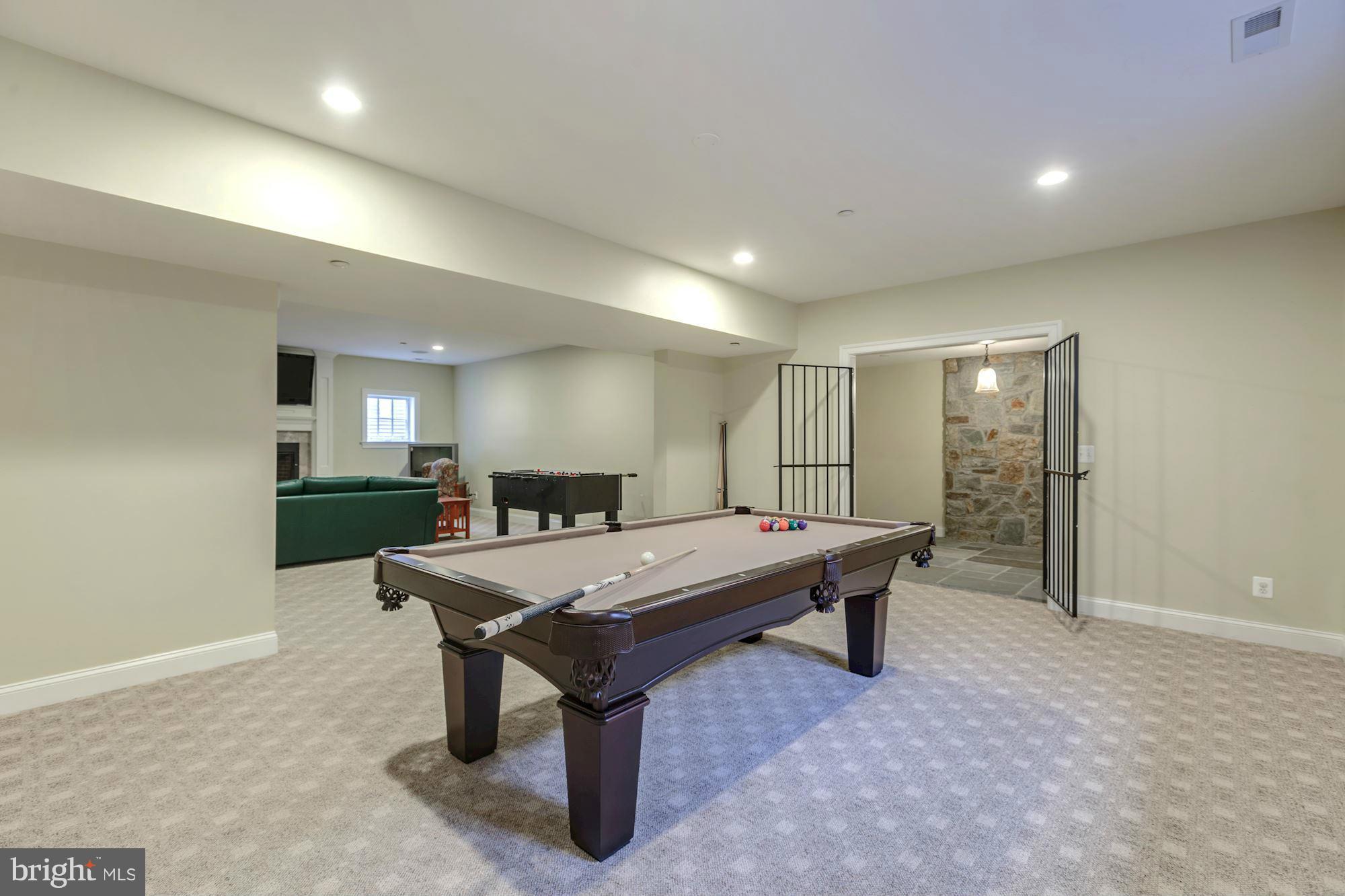 ROCK CREEK HIGHLANDS - Residential