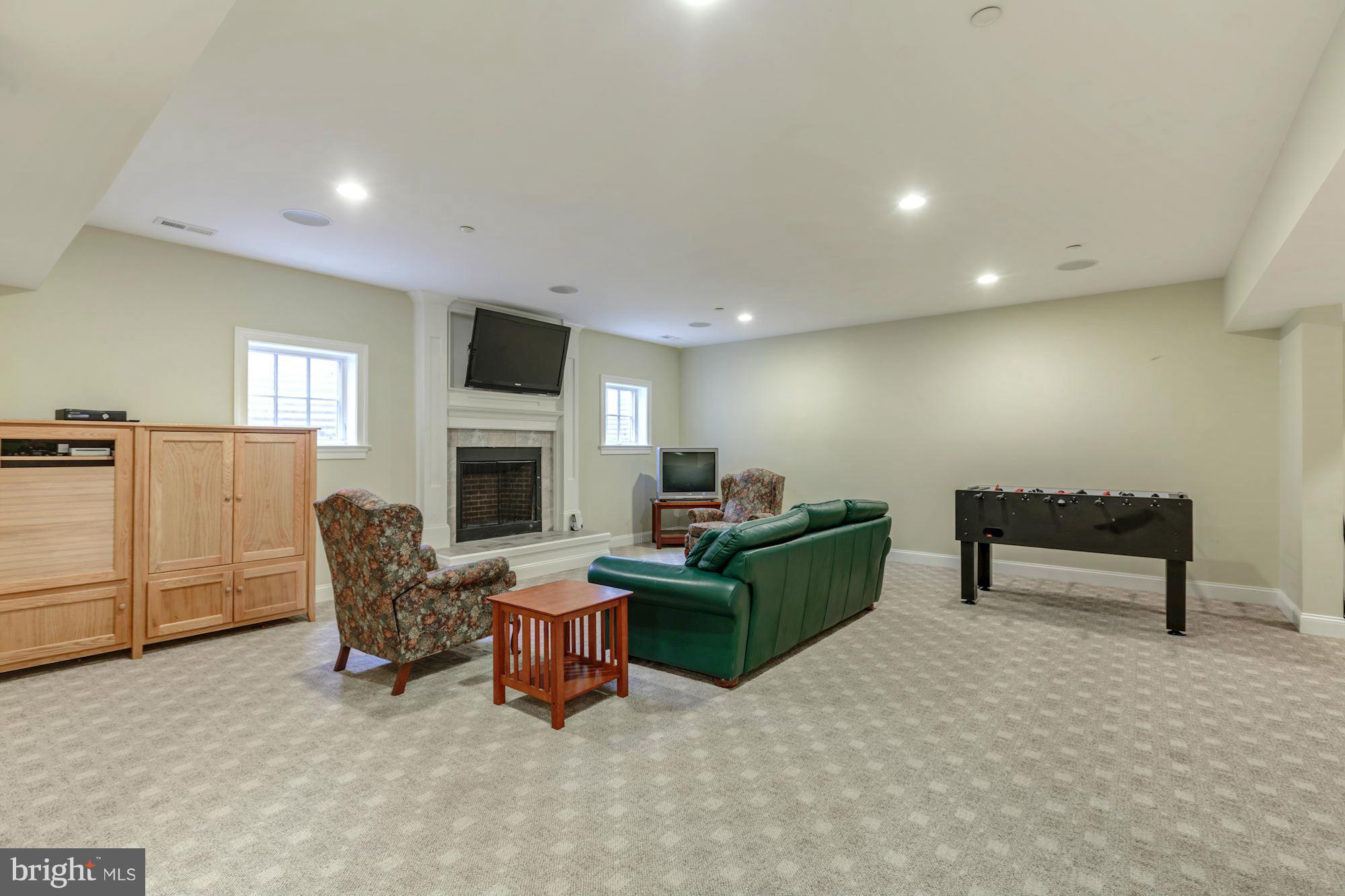 ROCK CREEK HIGHLANDS - Residential