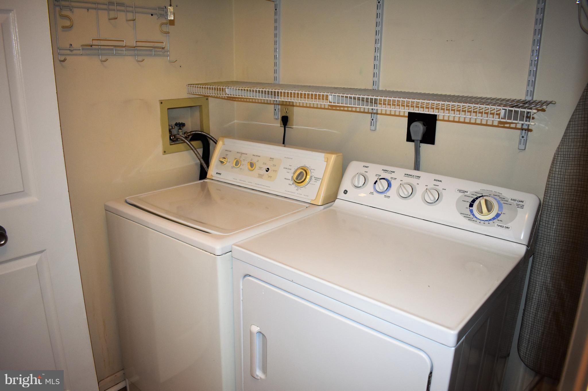 ST CHARLES SUB - HAMPSHIRE - Residential