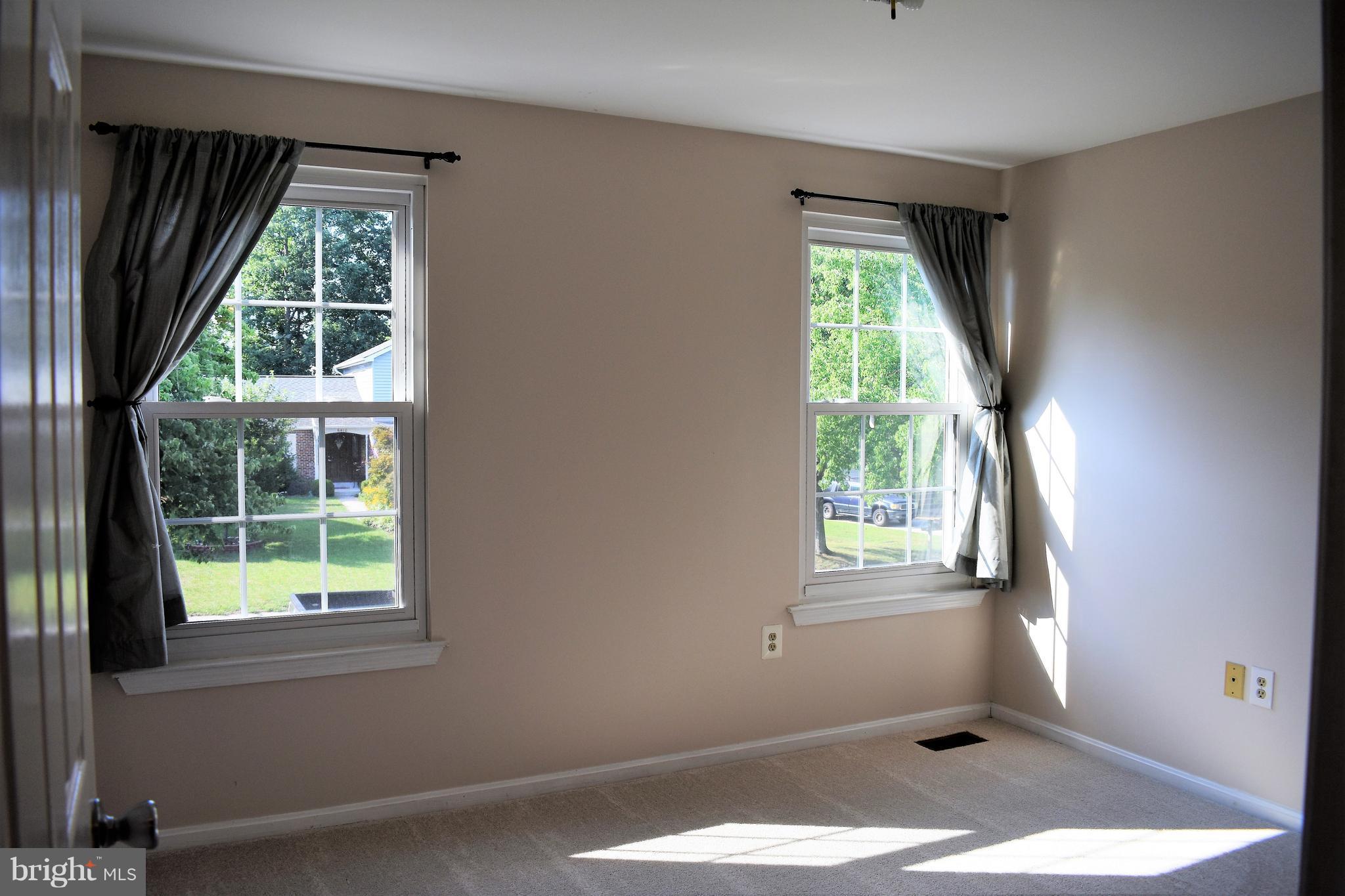 ST CHARLES SUB - HAMPSHIRE - Residential