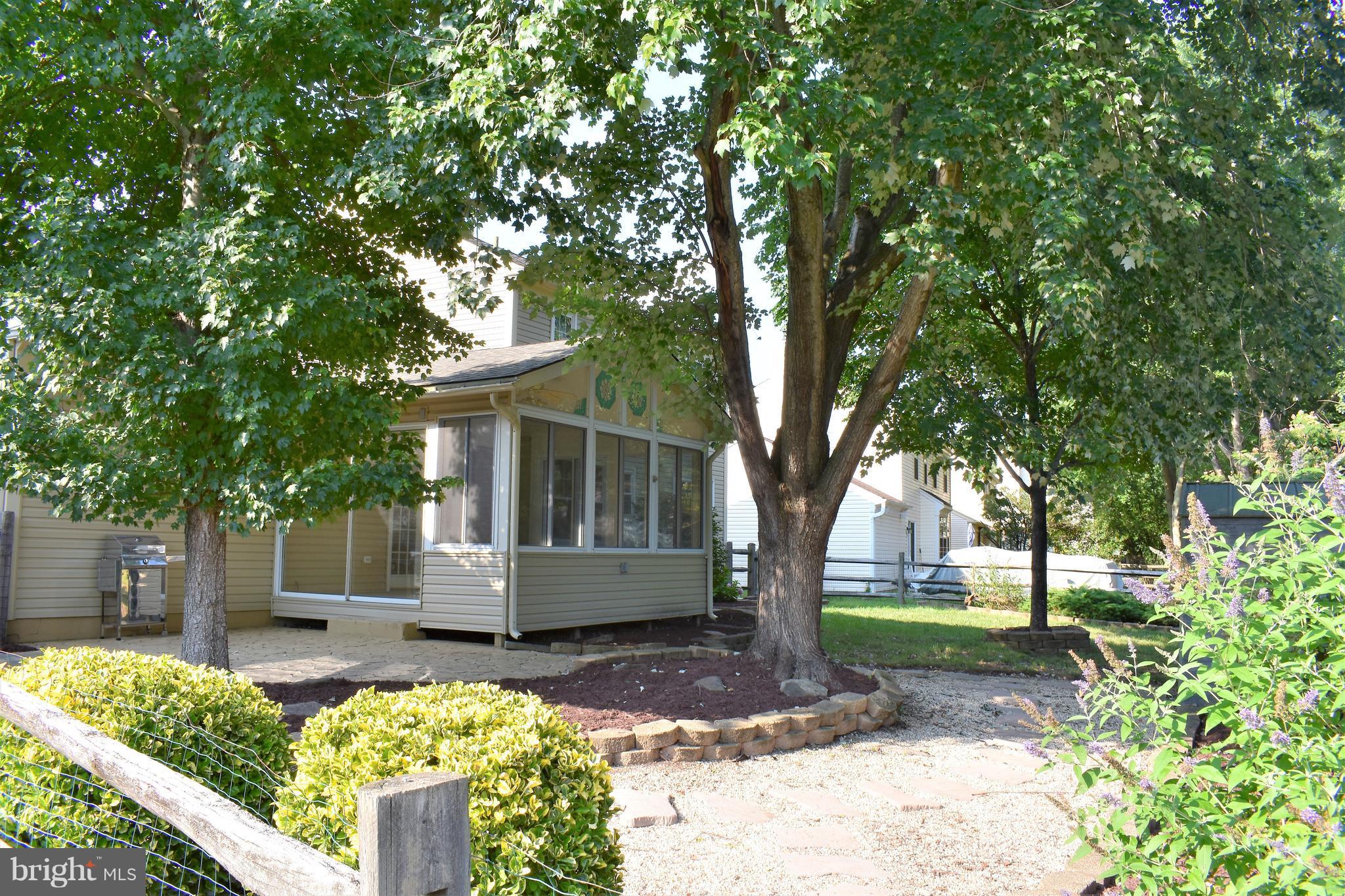 ST CHARLES SUB - HAMPSHIRE - Residential