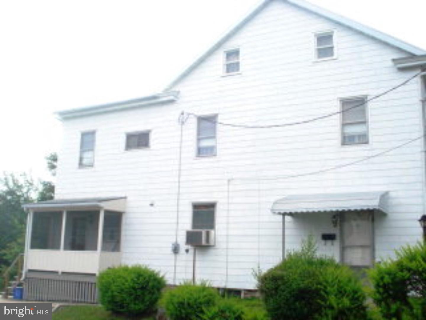 Great location, home needs some TLC, 3 bedrooms, 1.5 bath, attic could be an additional bedroom, newer roof, off street parking plus a one car detached garage. Oil burner completely re-conditioned in the amount of $1500.00 by Keller Oil Co. Mailing Address Continued: SCH HAVEN Color: WHITE Amp: 100