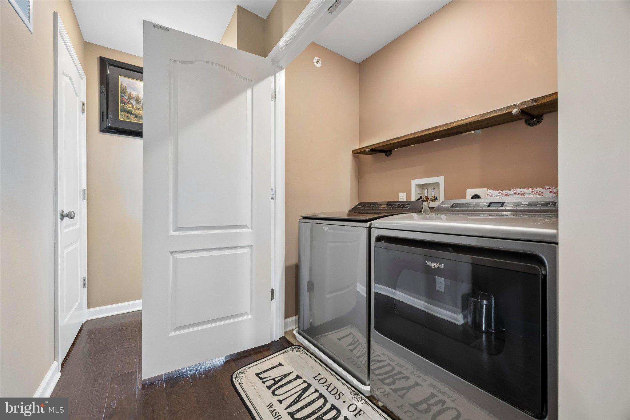 TALL OAKS - Residential
