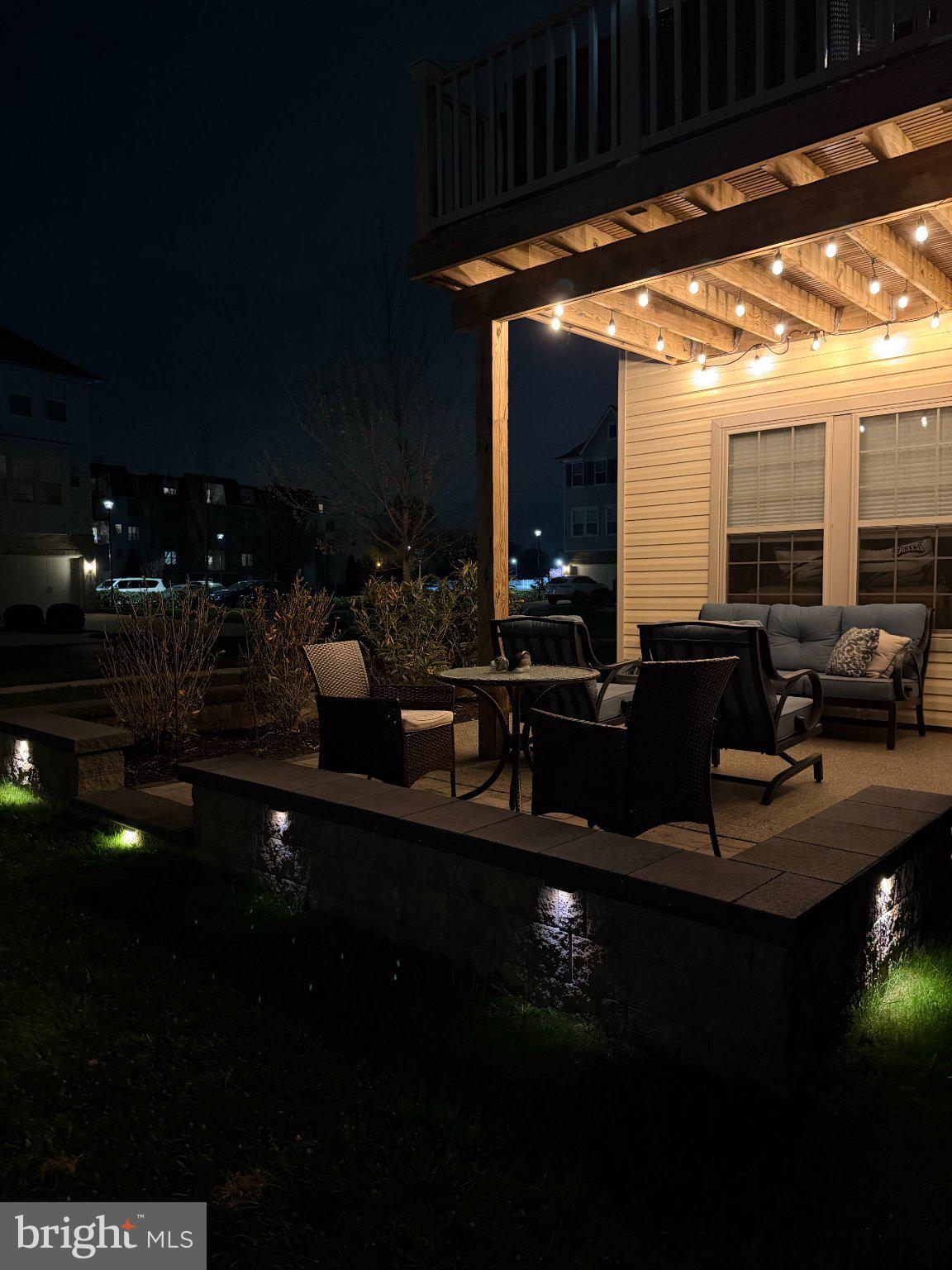 TALL OAKS - Residential