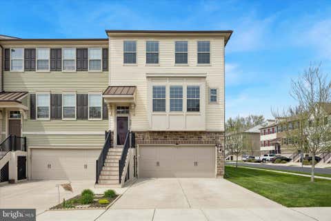 Photo of 449 Tall Oaks Dr, WARMINSTER, PA 18974 (MLS # PABU2121120)