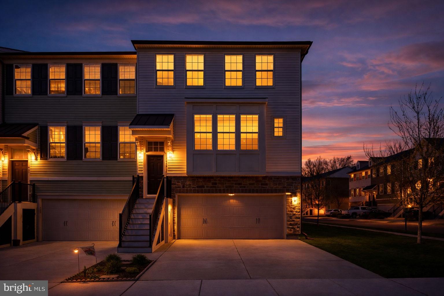 TALL OAKS - Residential