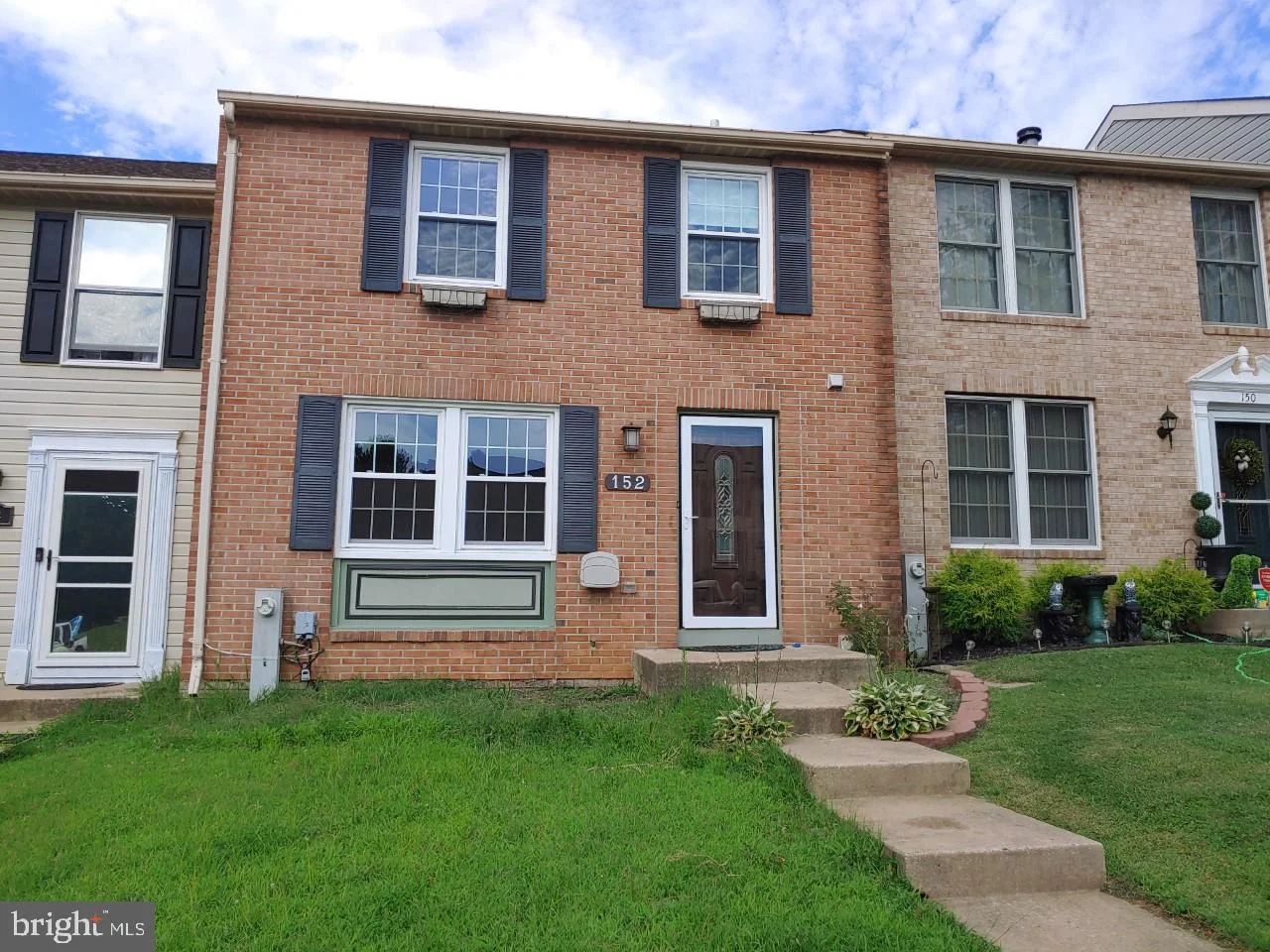 152 Laurel Woods Court