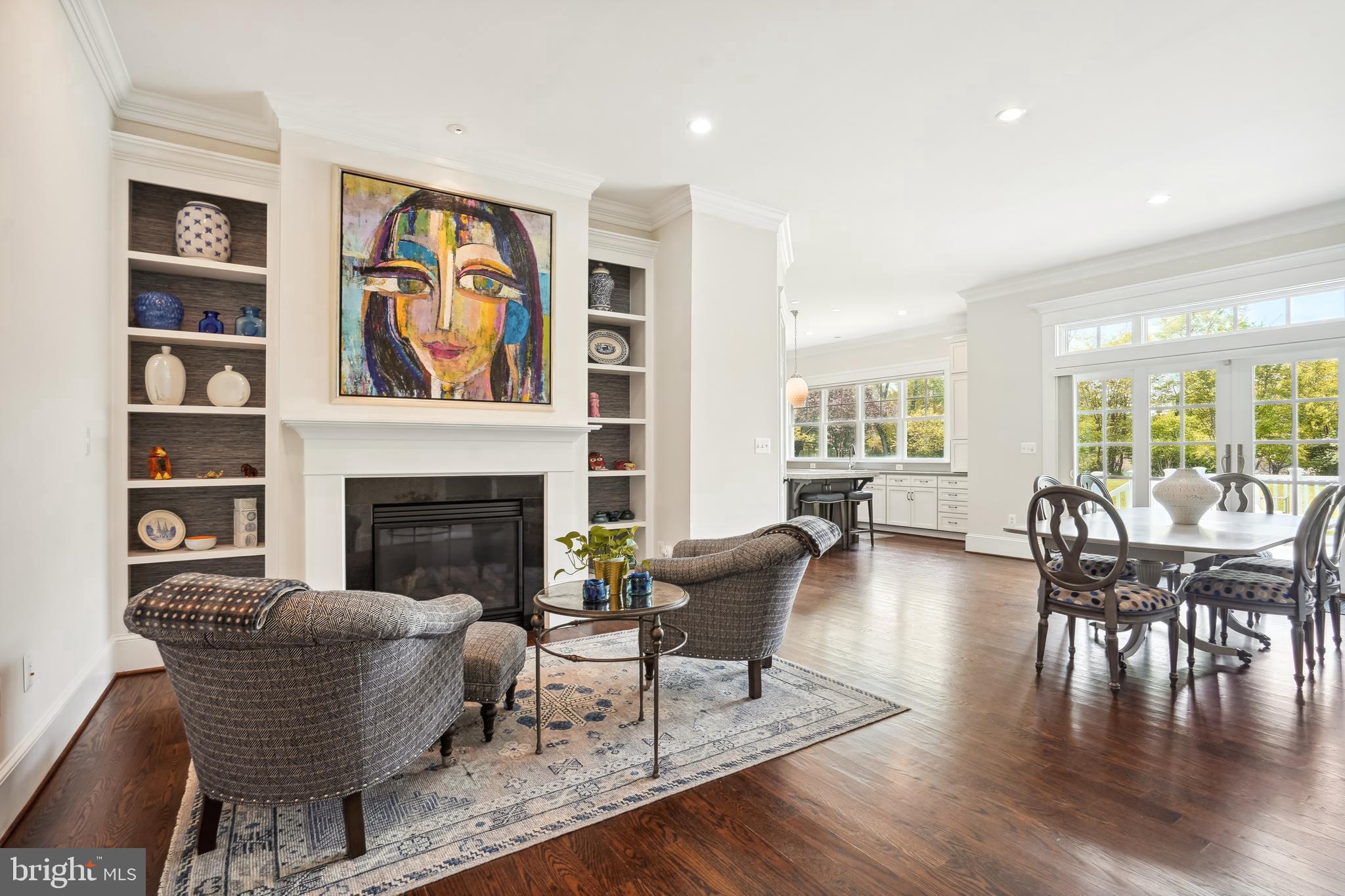 MCLEAN ESTATES - Residential