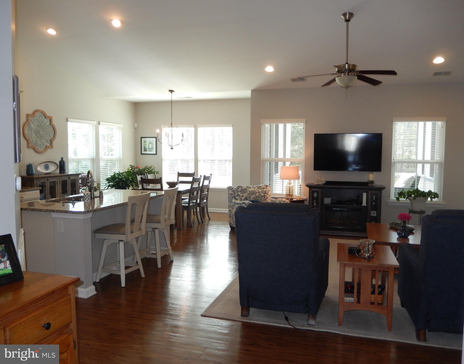 SILVER WOODS - Residential