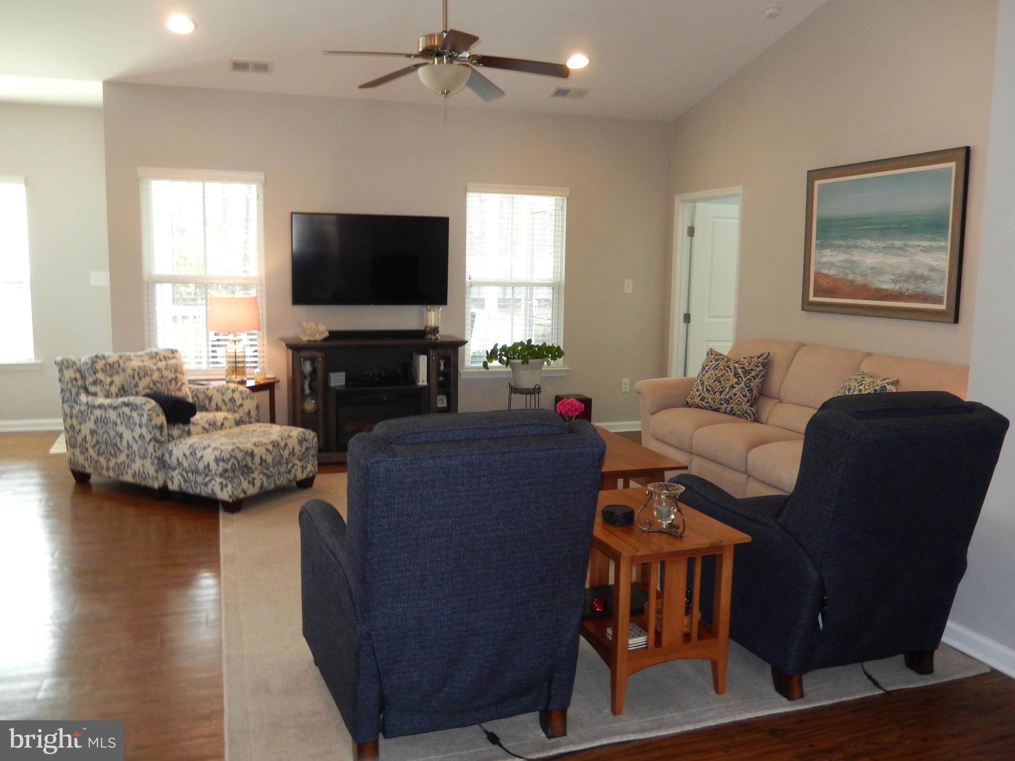 SILVER WOODS - Residential