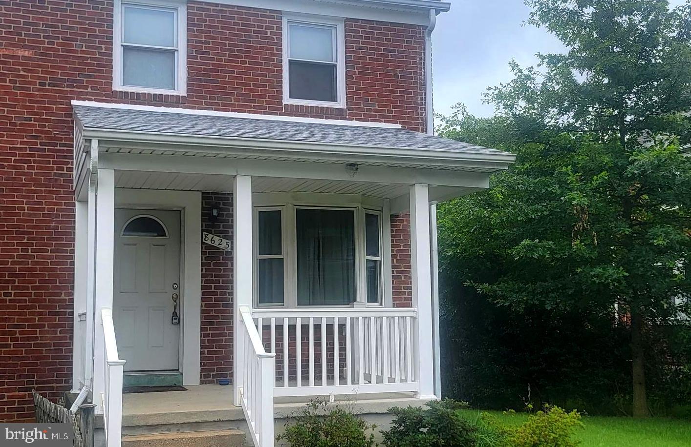 This updated end-of-group 3-bedroom, 1.5-bath townhouse is tucked away in the popular Ridgeleigh community of Parkville. With major upgrades already completed—including a new roof and awning (2024), fresh carpet and interior paint (July 2025), and new furnace (2017)—you can move in with confidence and simply focus on making it your own. Other high value improvements like multiple replacement windows (2013) and a newer front door (2012) enhance energy efficiency and elevate curb appeal. The end-of-group location provides added privacy, abundant natural light, and a spacious layout. All the big-ticket items are done—now it’s ready for your personal touch.