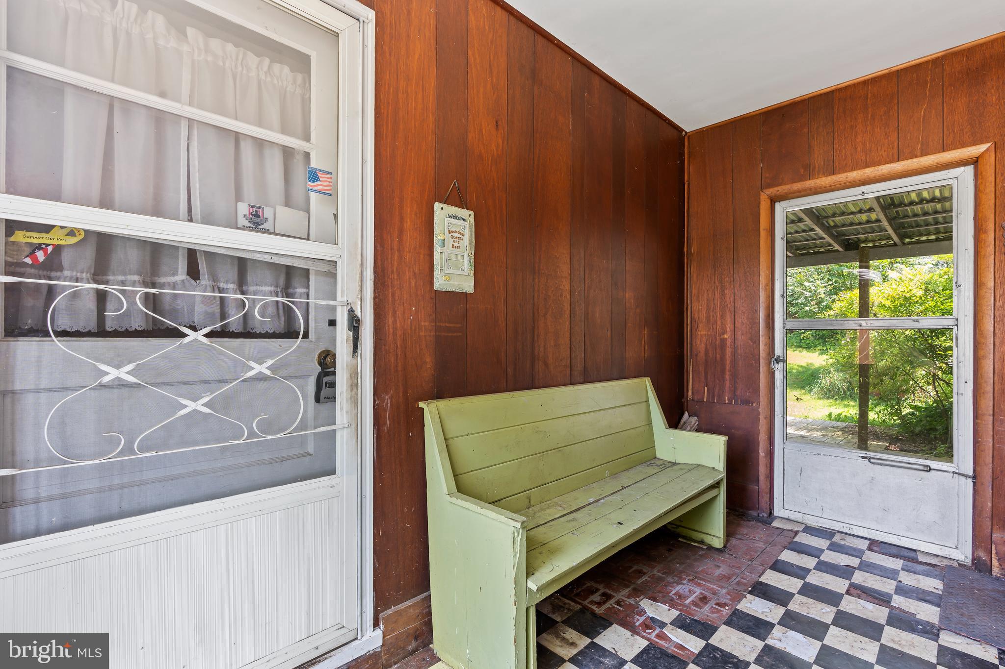 8803 SHARPSBURG PIKE