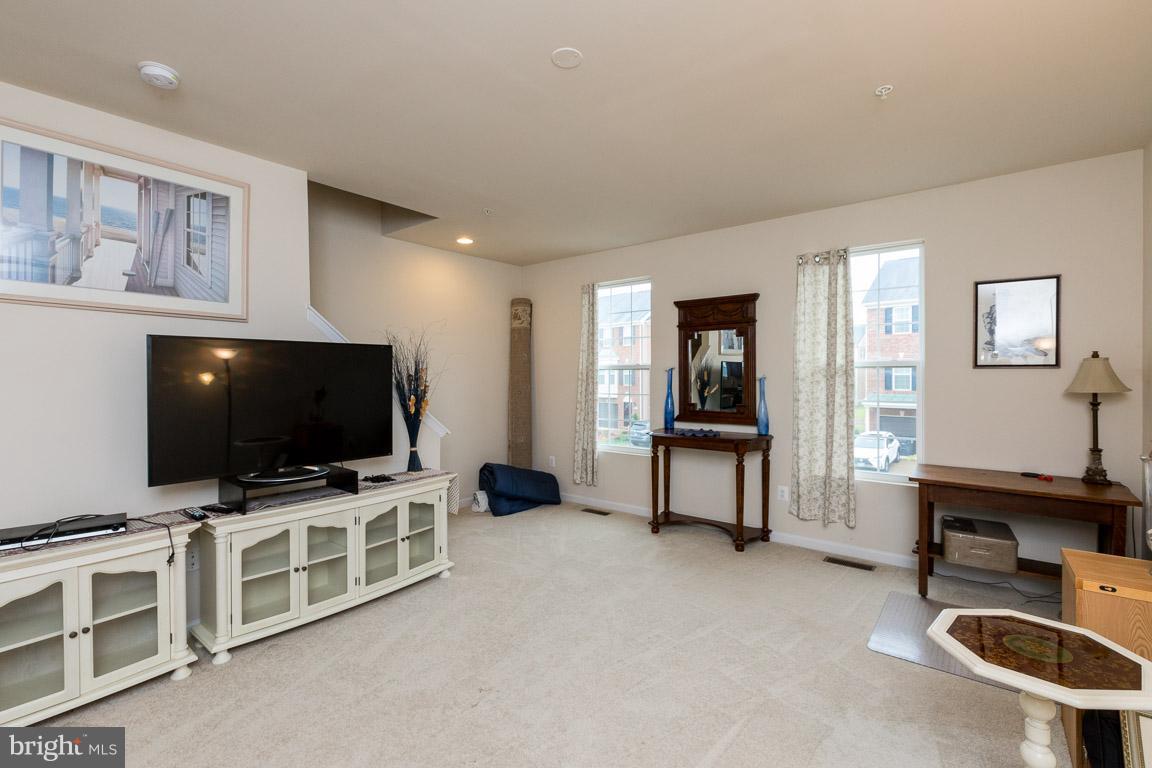 GLENEAGLES - Residential