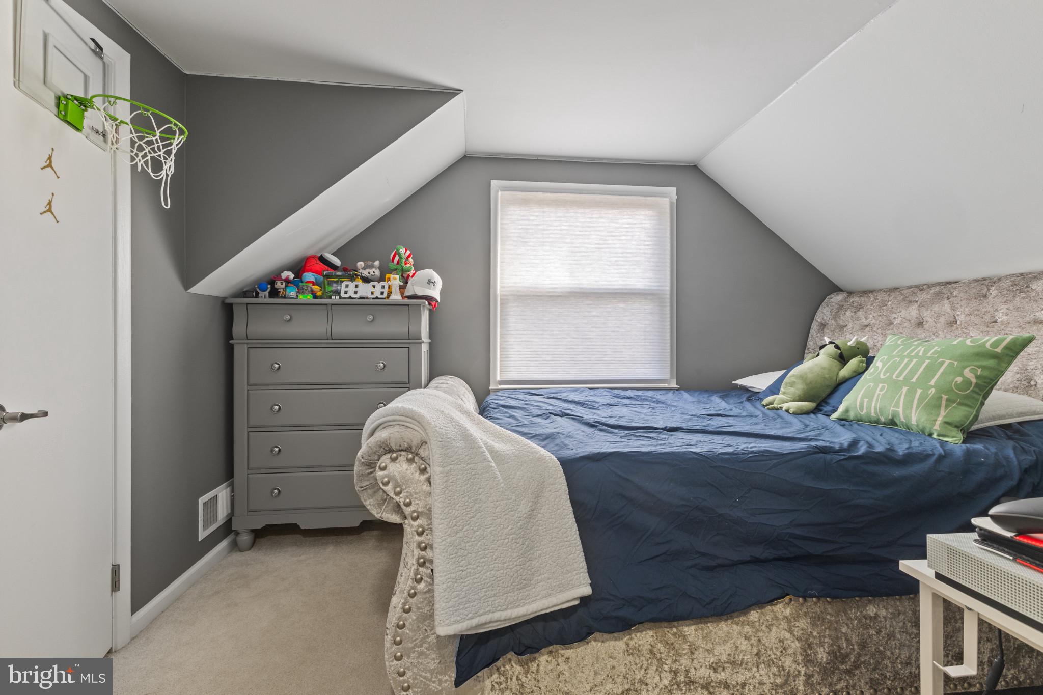 DALE CITY - Residential