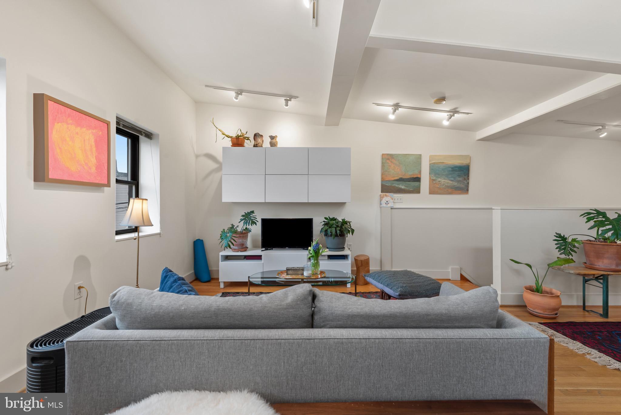 UPPER FELLS POINT - Residential