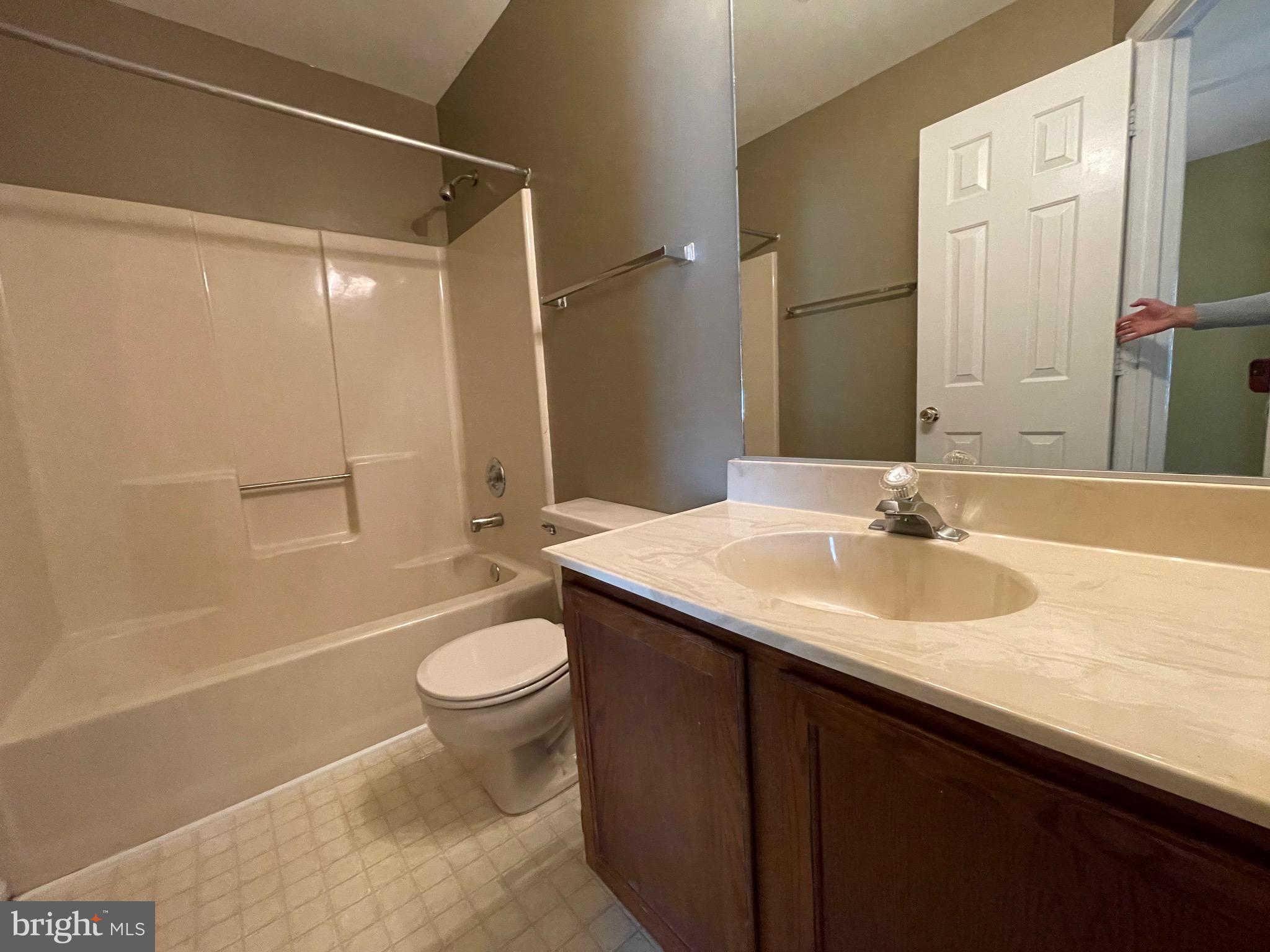 POTOMAC HILLS - Residential Lease