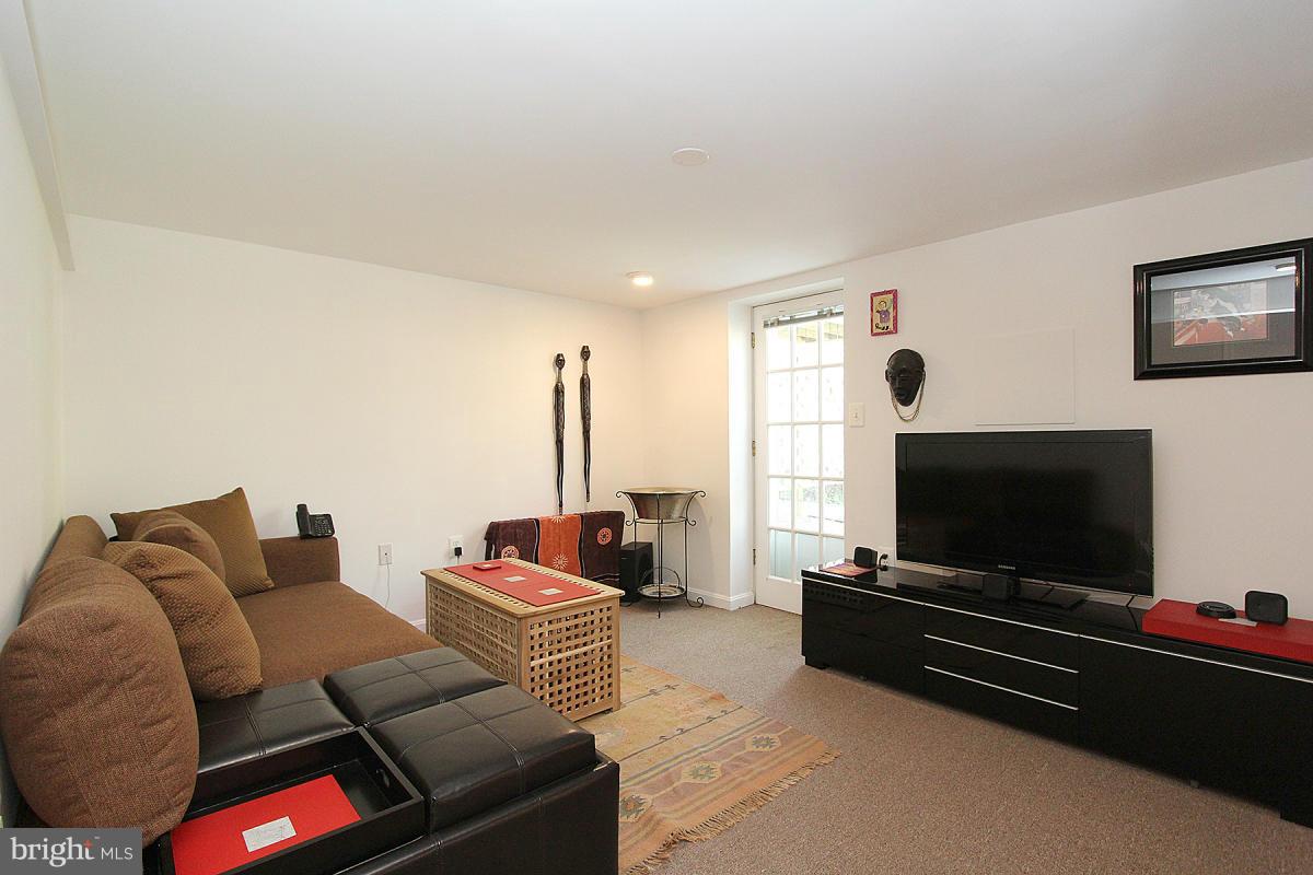 HIGHLAND VIEW PARK - Residential