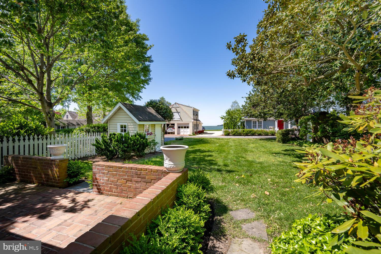 206 TRED AVON AVENUE