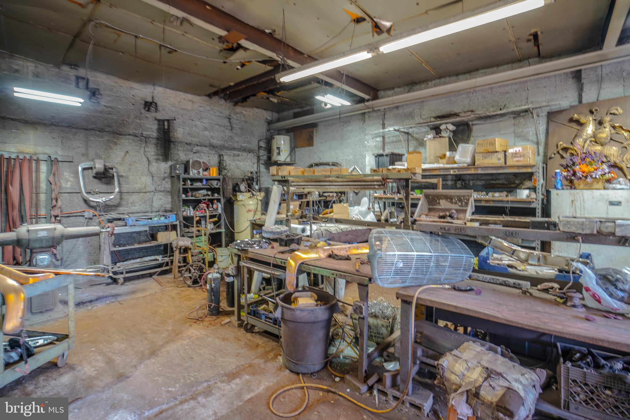 BRIDESBURG - Commercial Sale