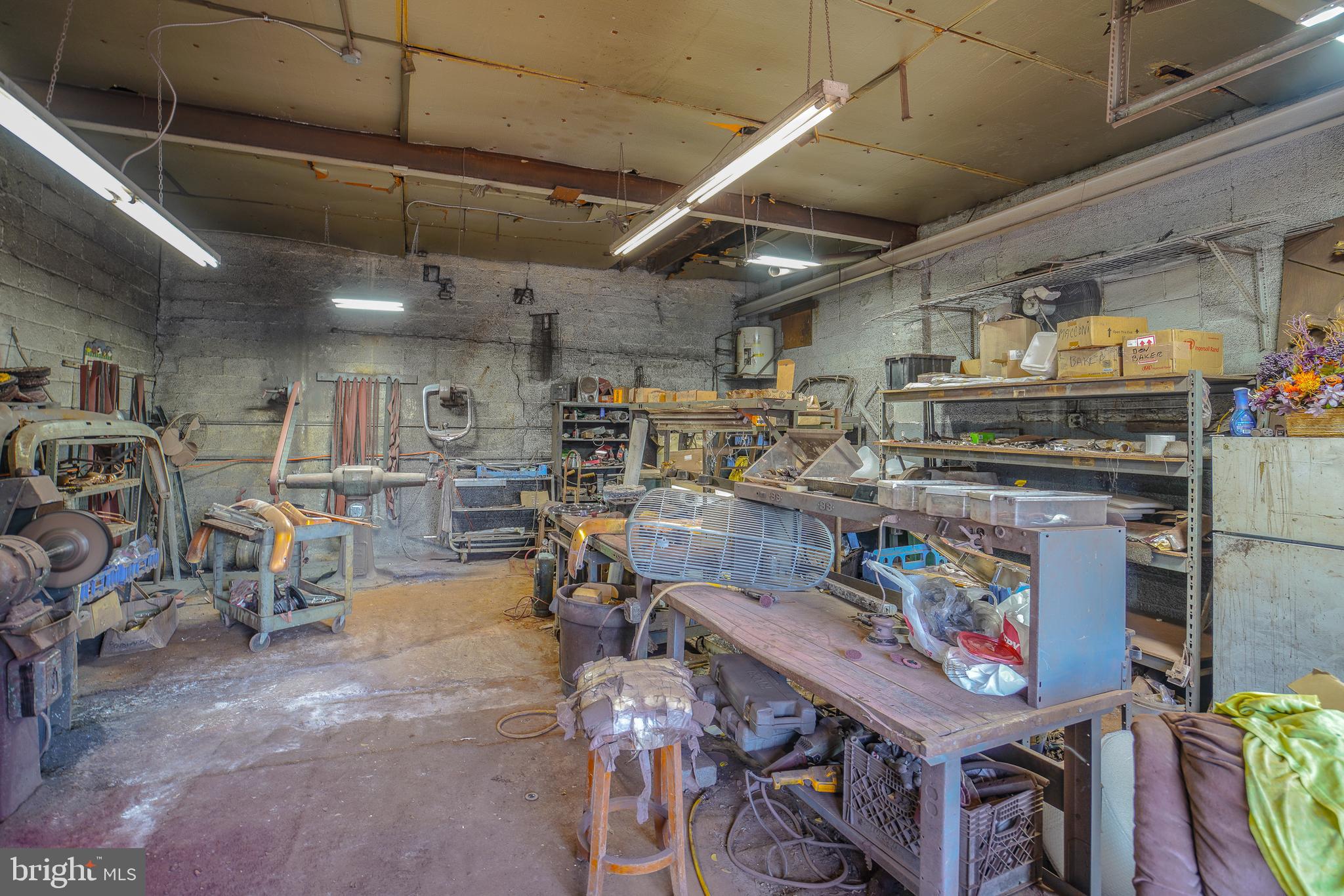 BRIDESBURG - Commercial Sale