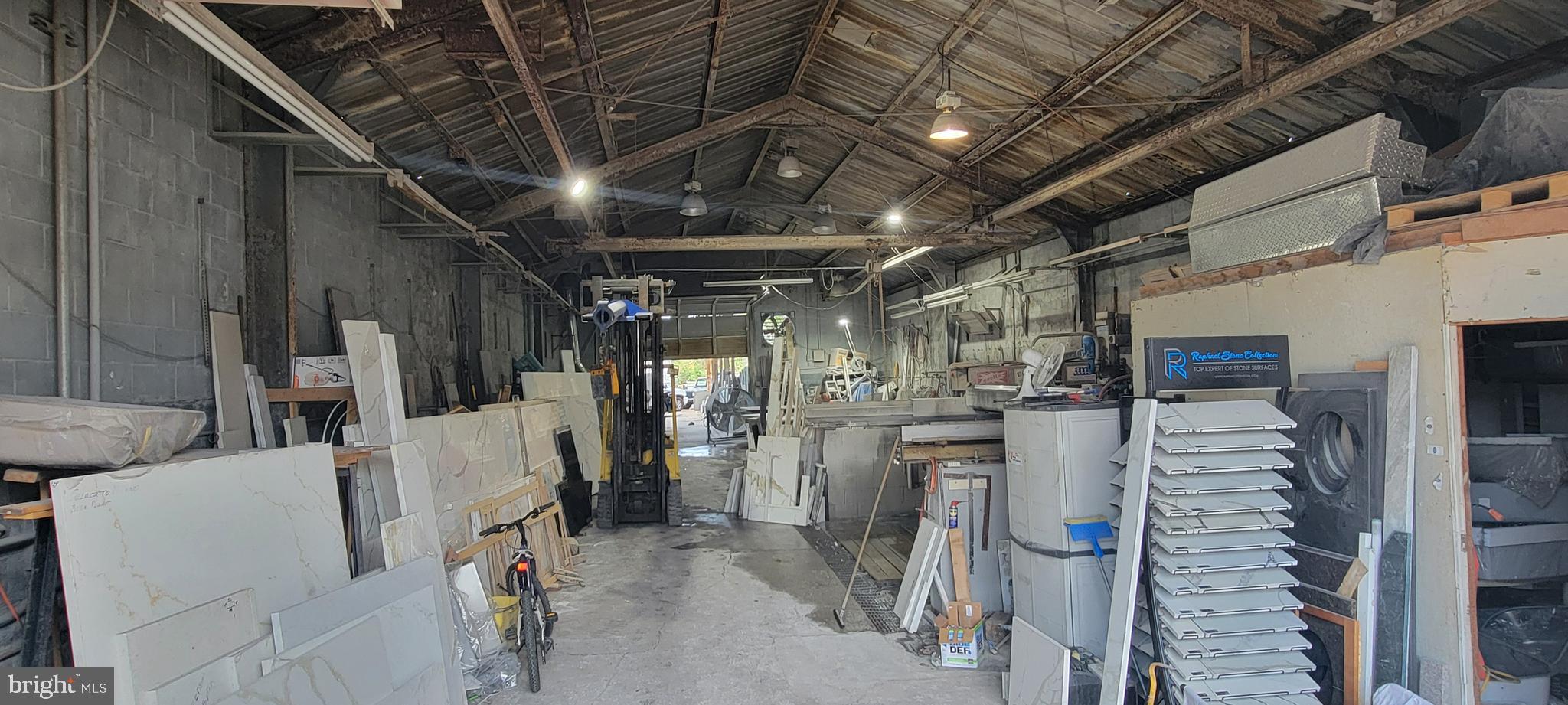 BRIDESBURG - Commercial Sale