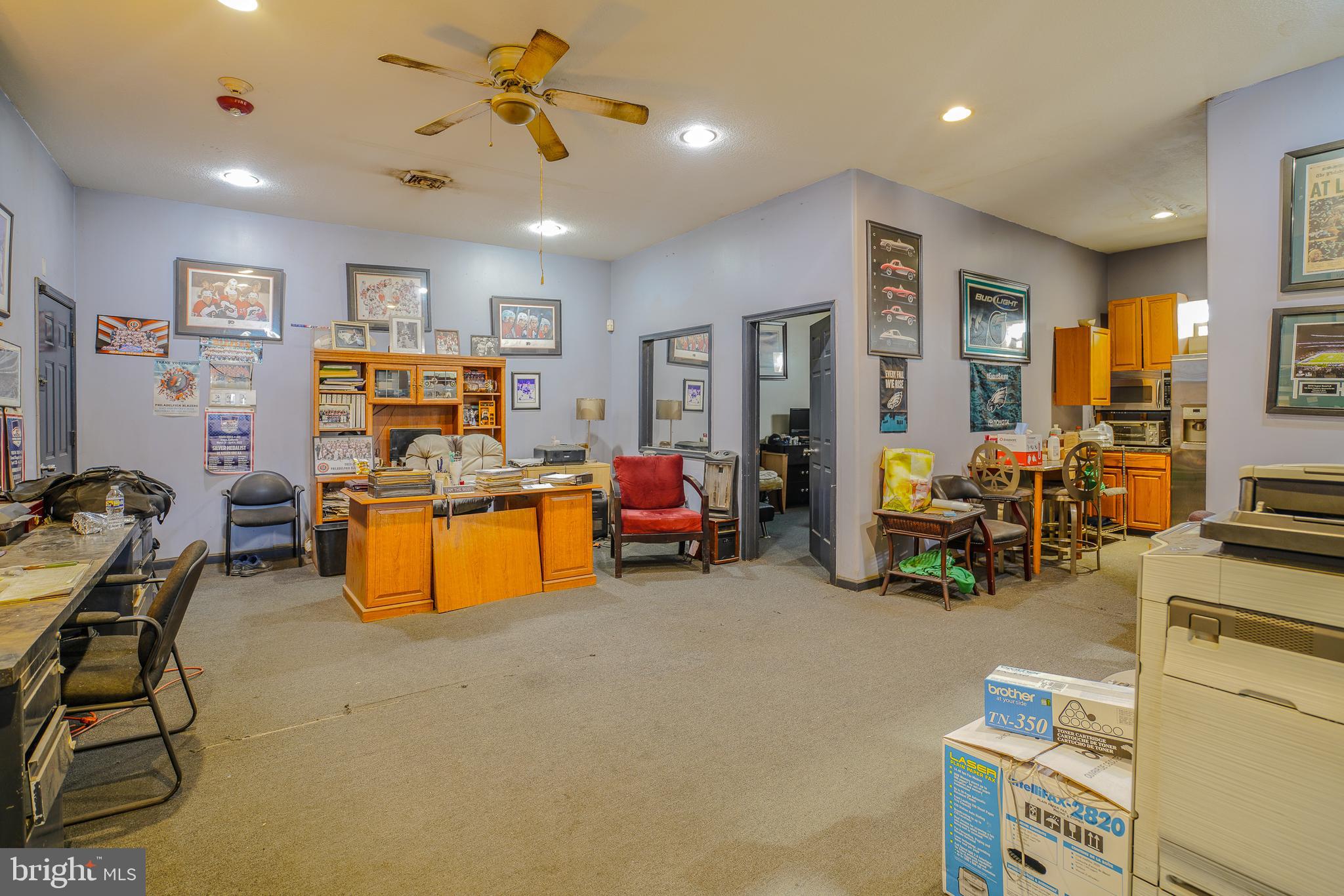 BRIDESBURG - Commercial Sale