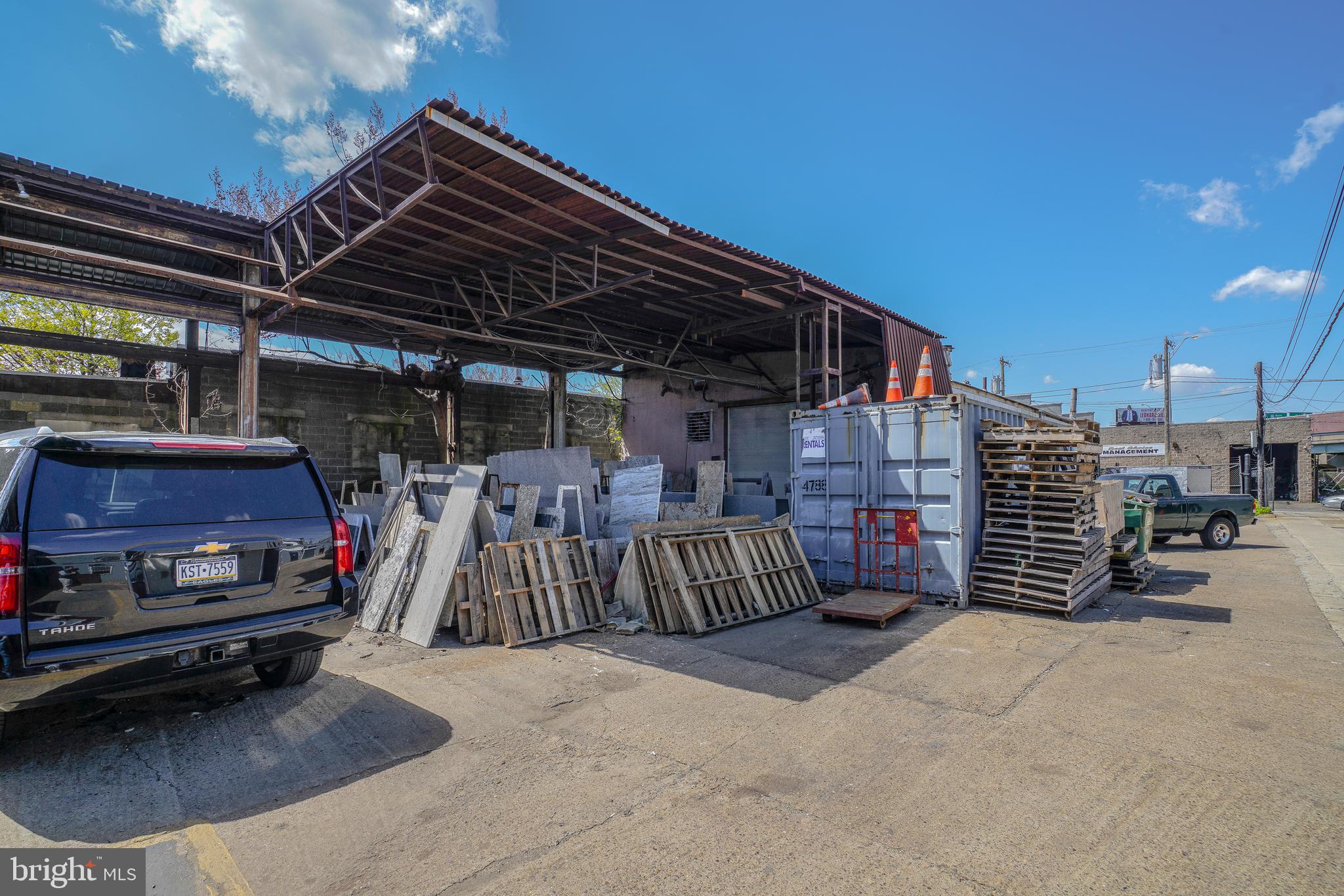 BRIDESBURG - Commercial Sale