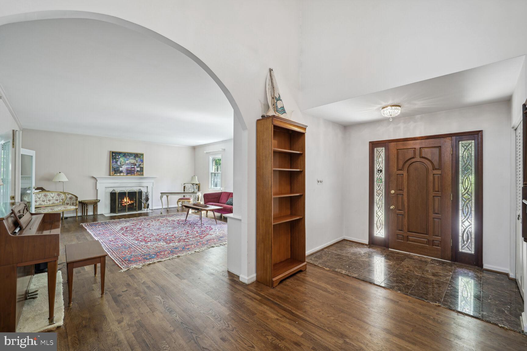 CHAIN BRIDGE FOREST - Residential