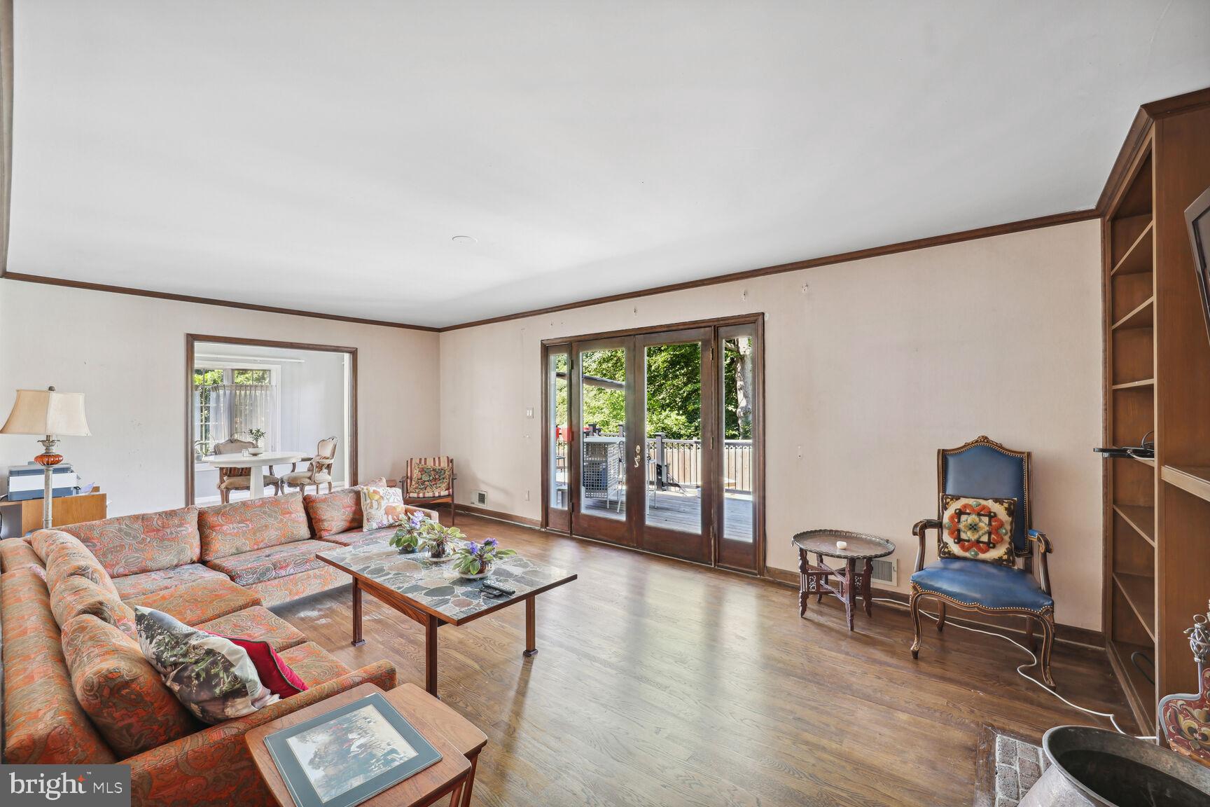 CHAIN BRIDGE FOREST - Residential