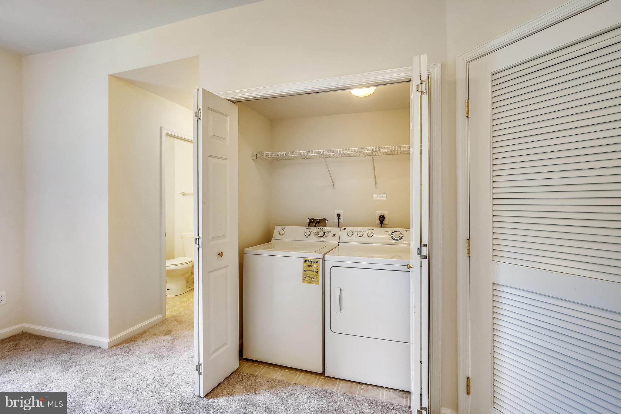 HUNTINGTON GROVE - Residential Lease