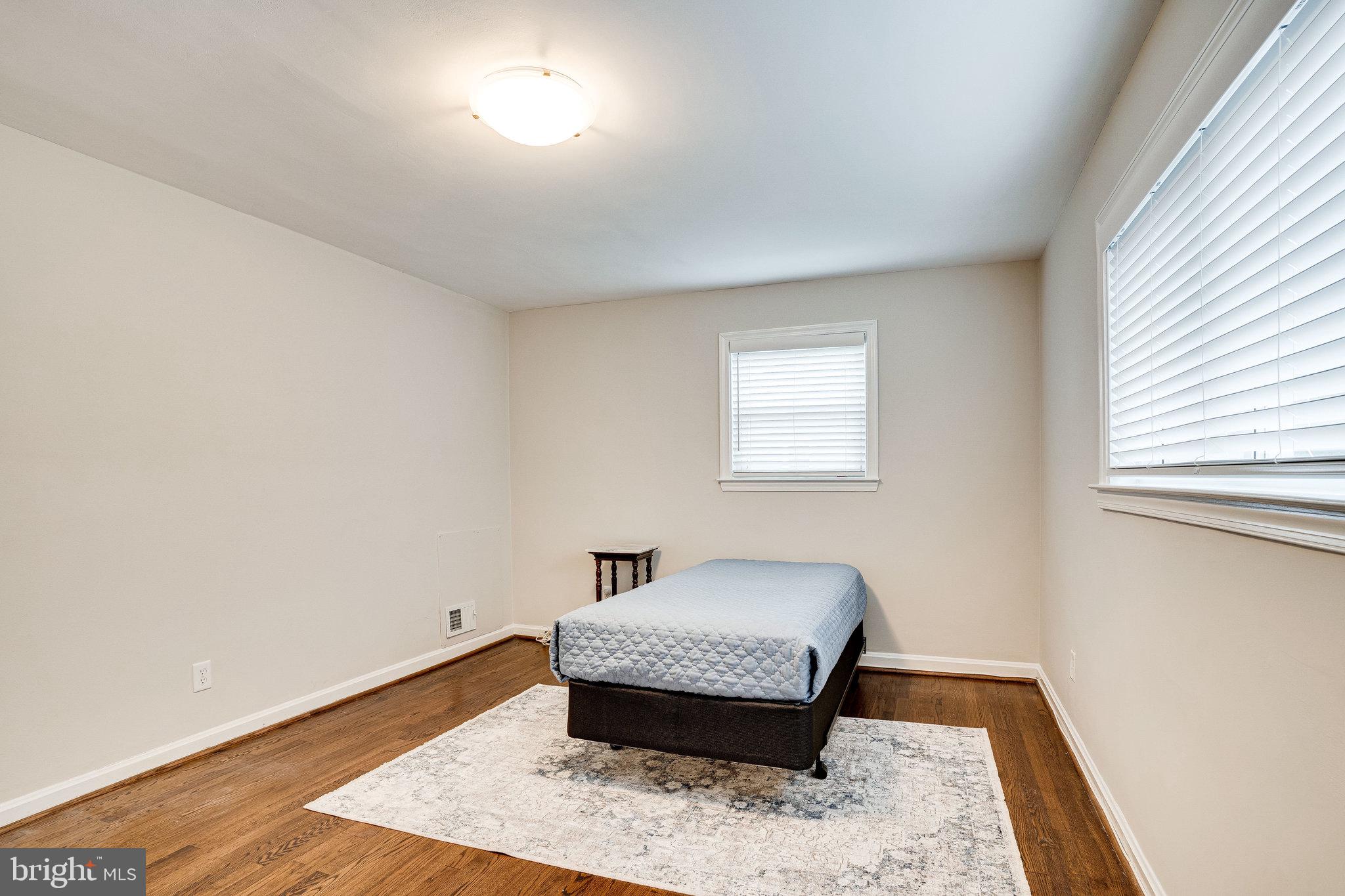 CHURCH COURTS - Residential