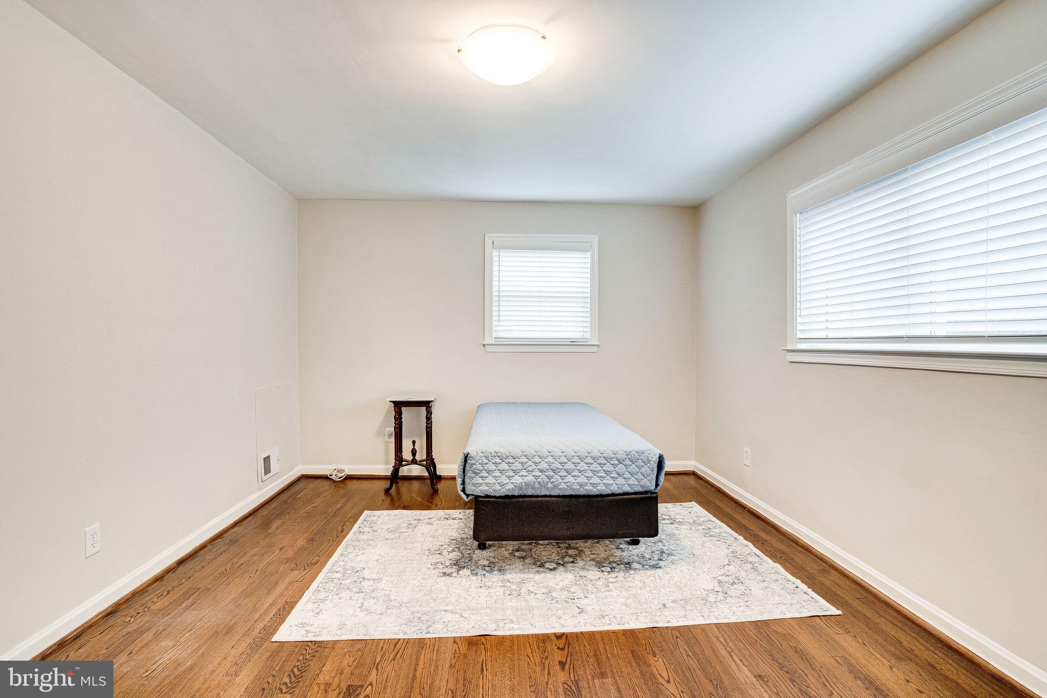 CHURCH COURTS - Residential