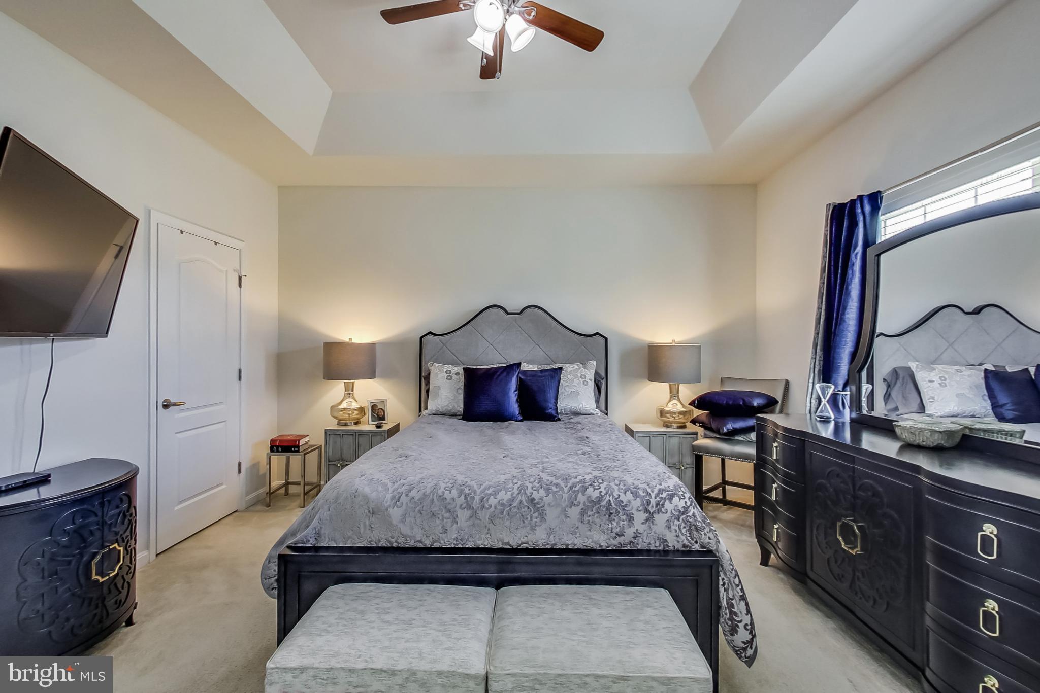 ADMIRALS LANDING - Residential