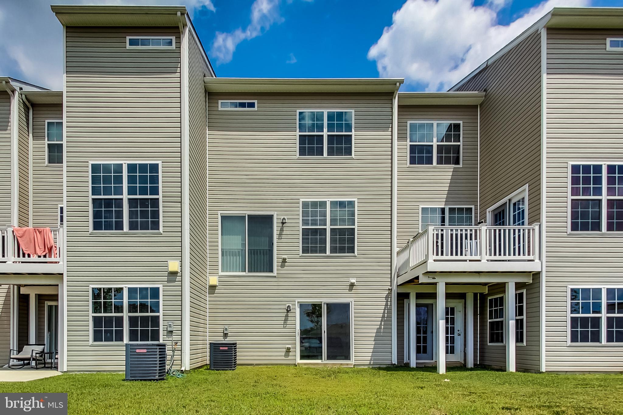 ADMIRALS LANDING - Residential