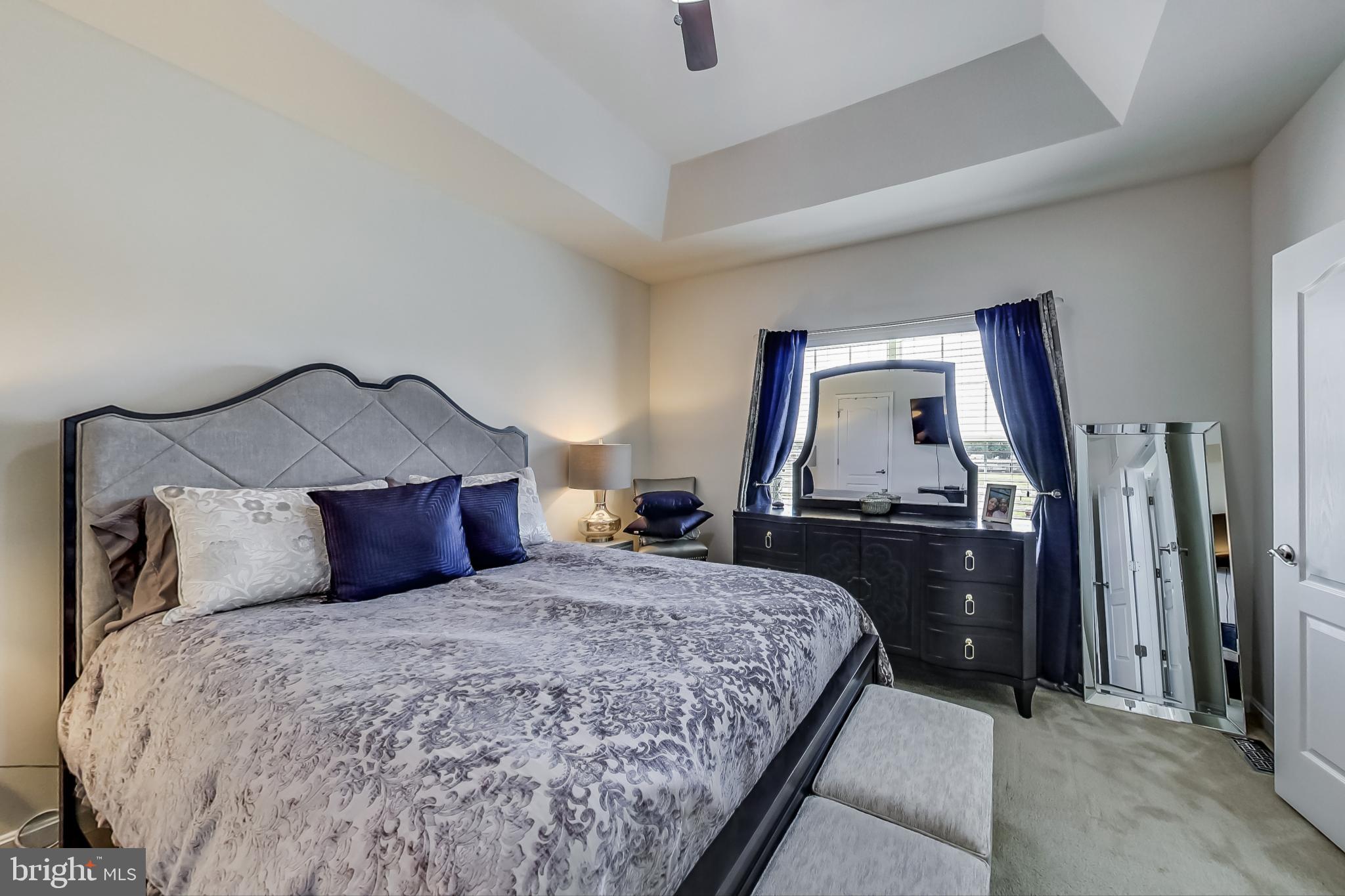 ADMIRALS LANDING - Residential