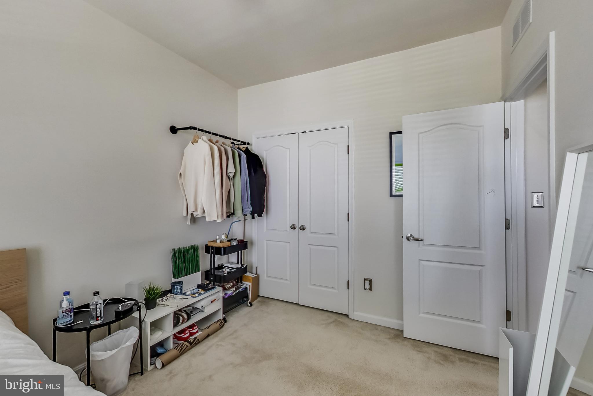 ADMIRALS LANDING - Residential