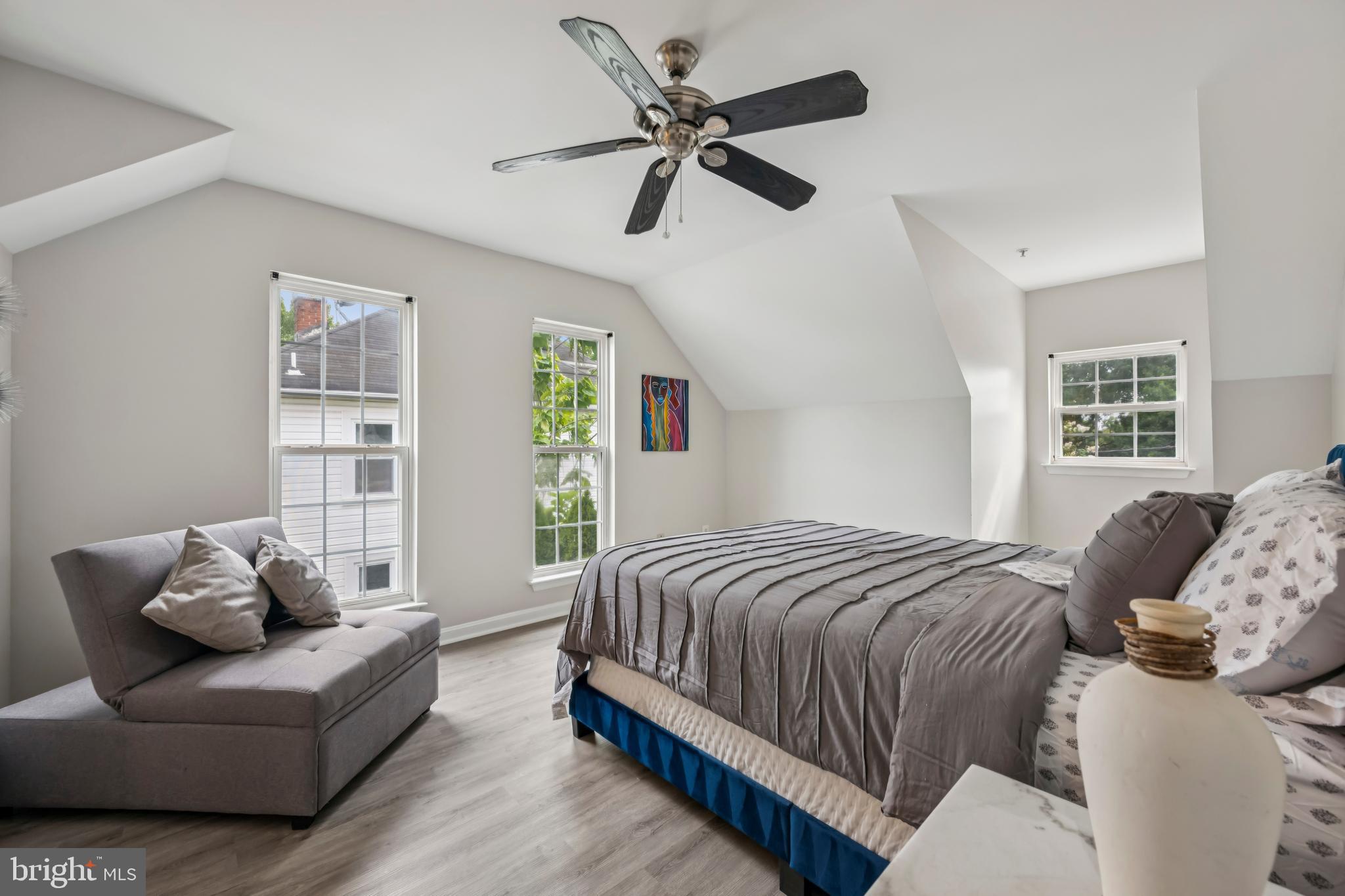 COTTAGE CITY - Residential