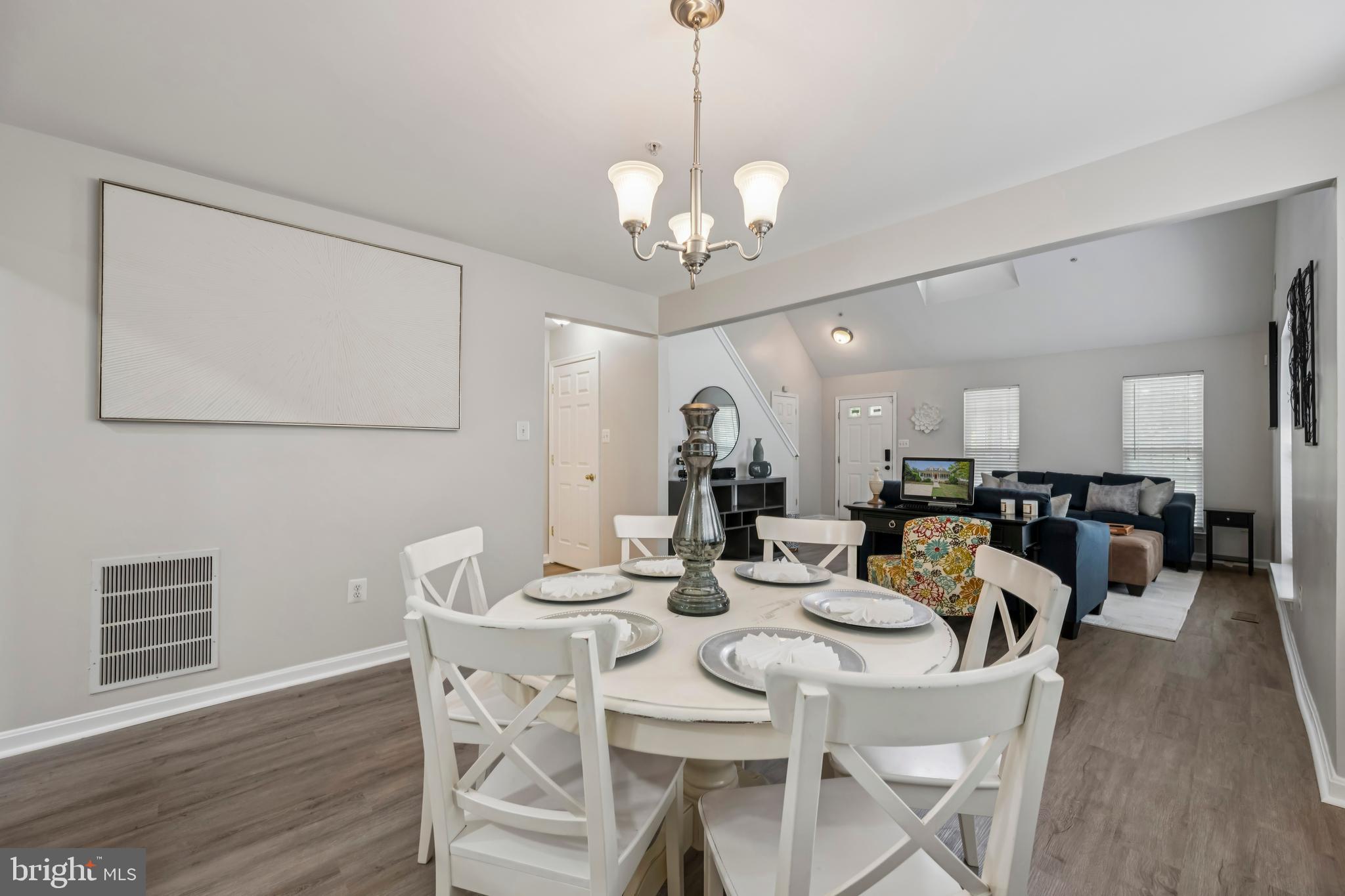 COTTAGE CITY - Residential