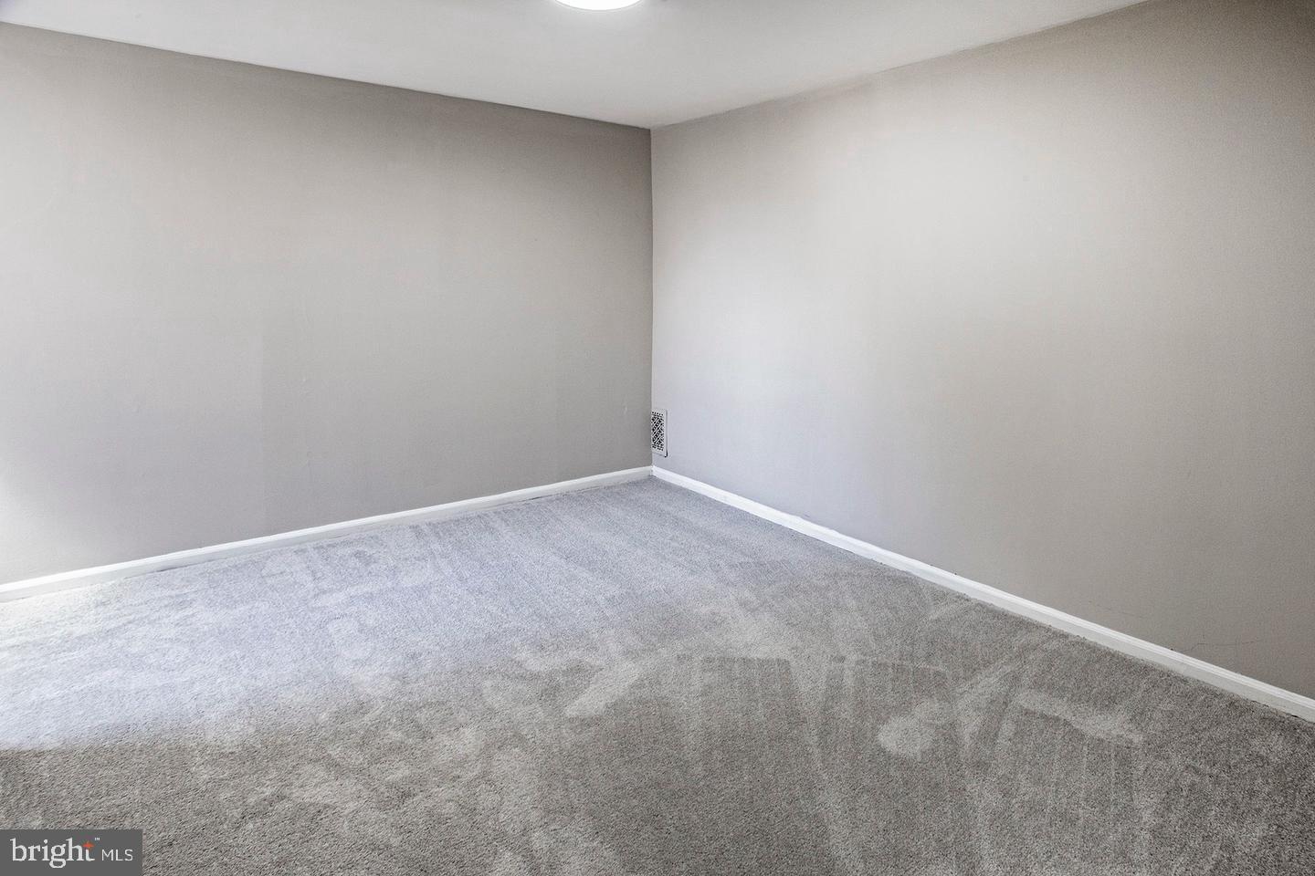 HEDGEVILLE - Residential